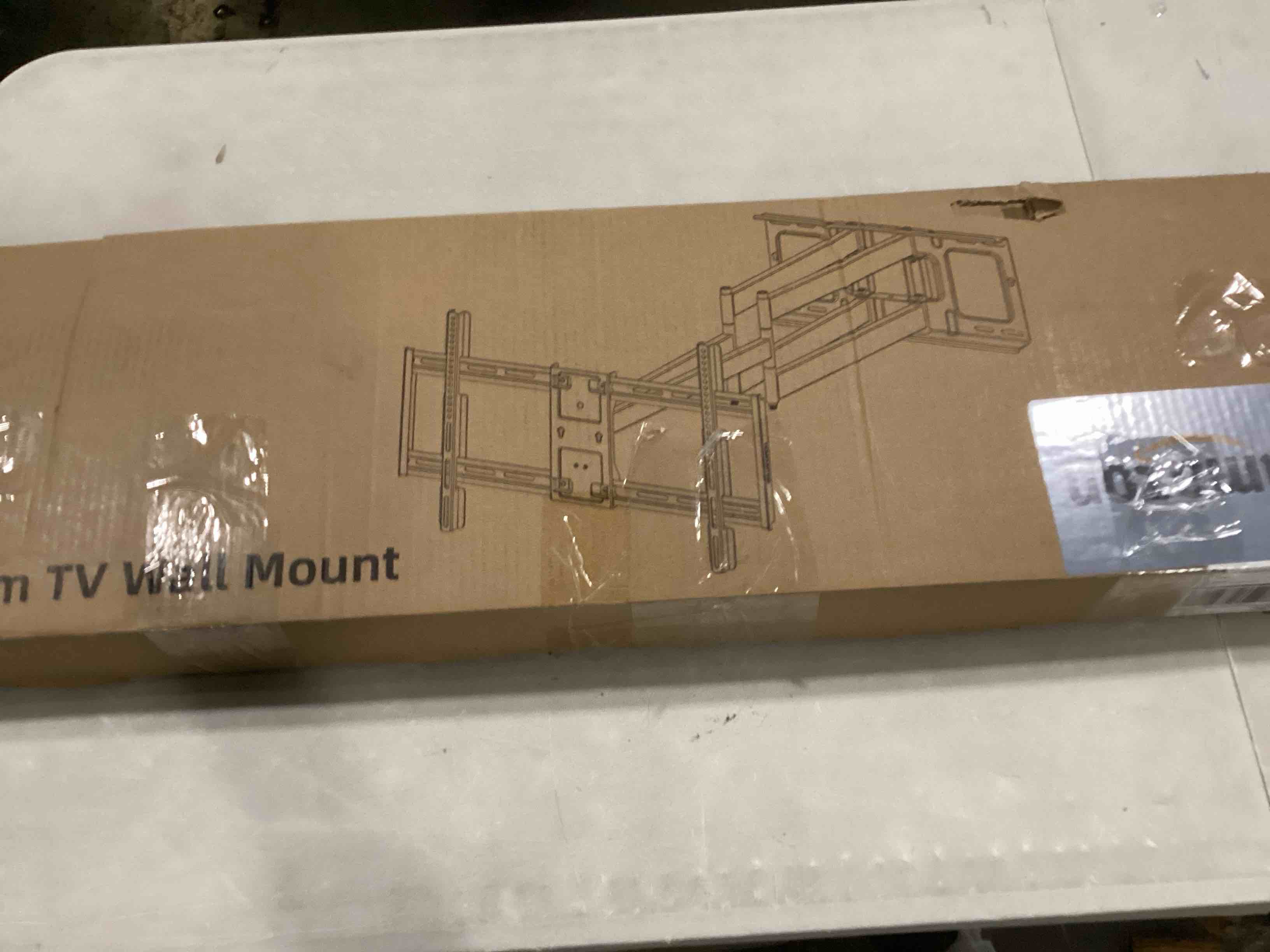 https://s3.amazonaws.com/lotting-images-prod/bidfta/RED5197263_1709578082696.jpeg