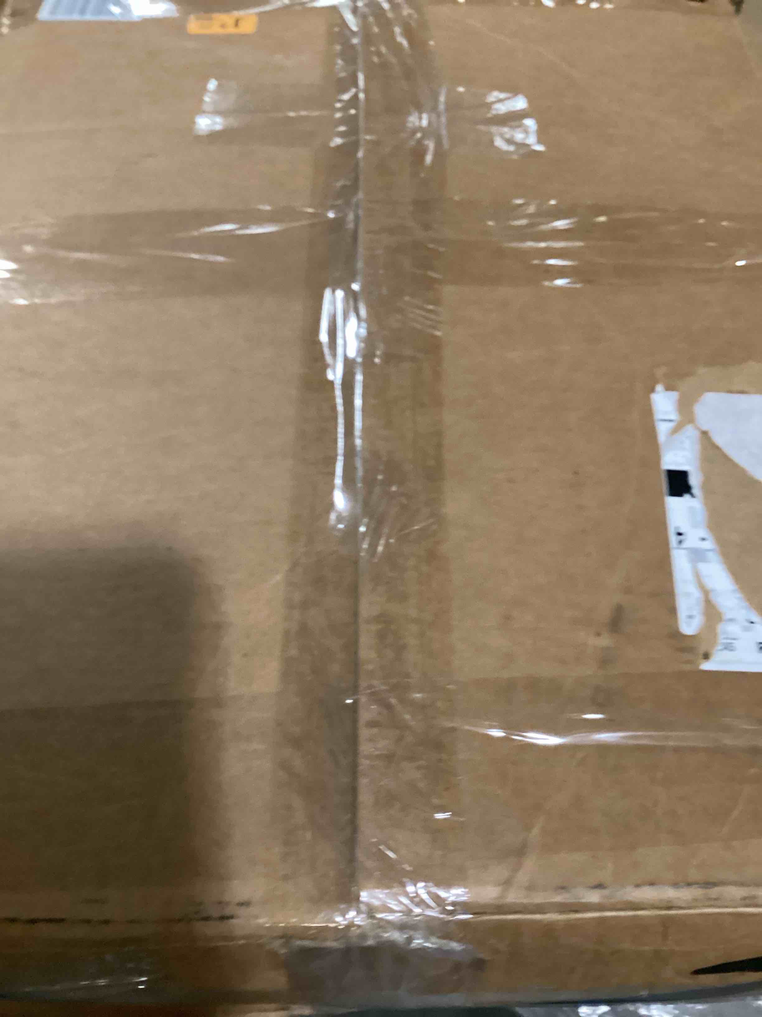 https://s3.amazonaws.com/lotting-images-prod/bidfta/RED5197739_1710255231377.jpeg