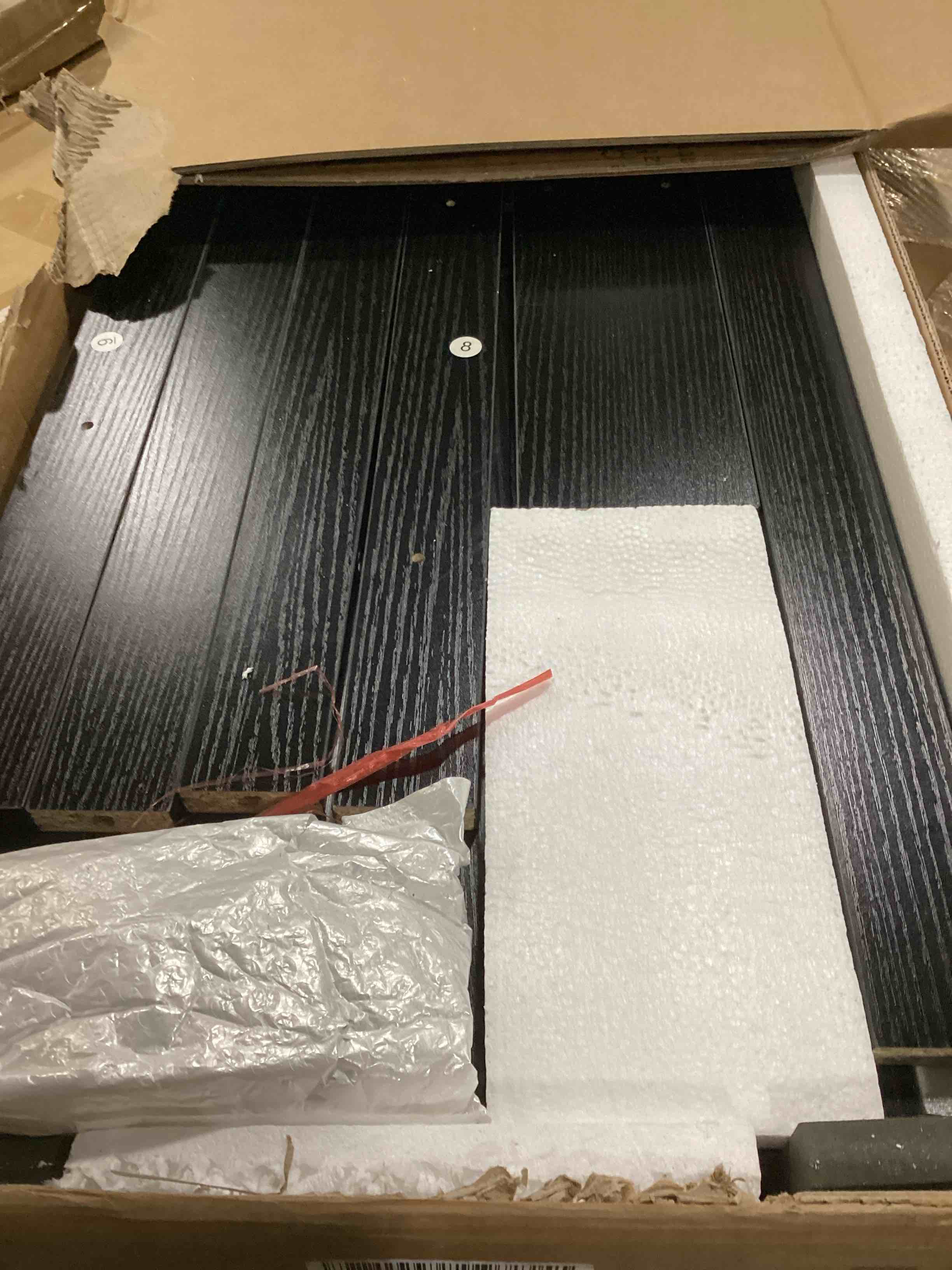 https://s3.amazonaws.com/lotting-images-prod/bidfta/RED5197864_1710355344735.jpeg