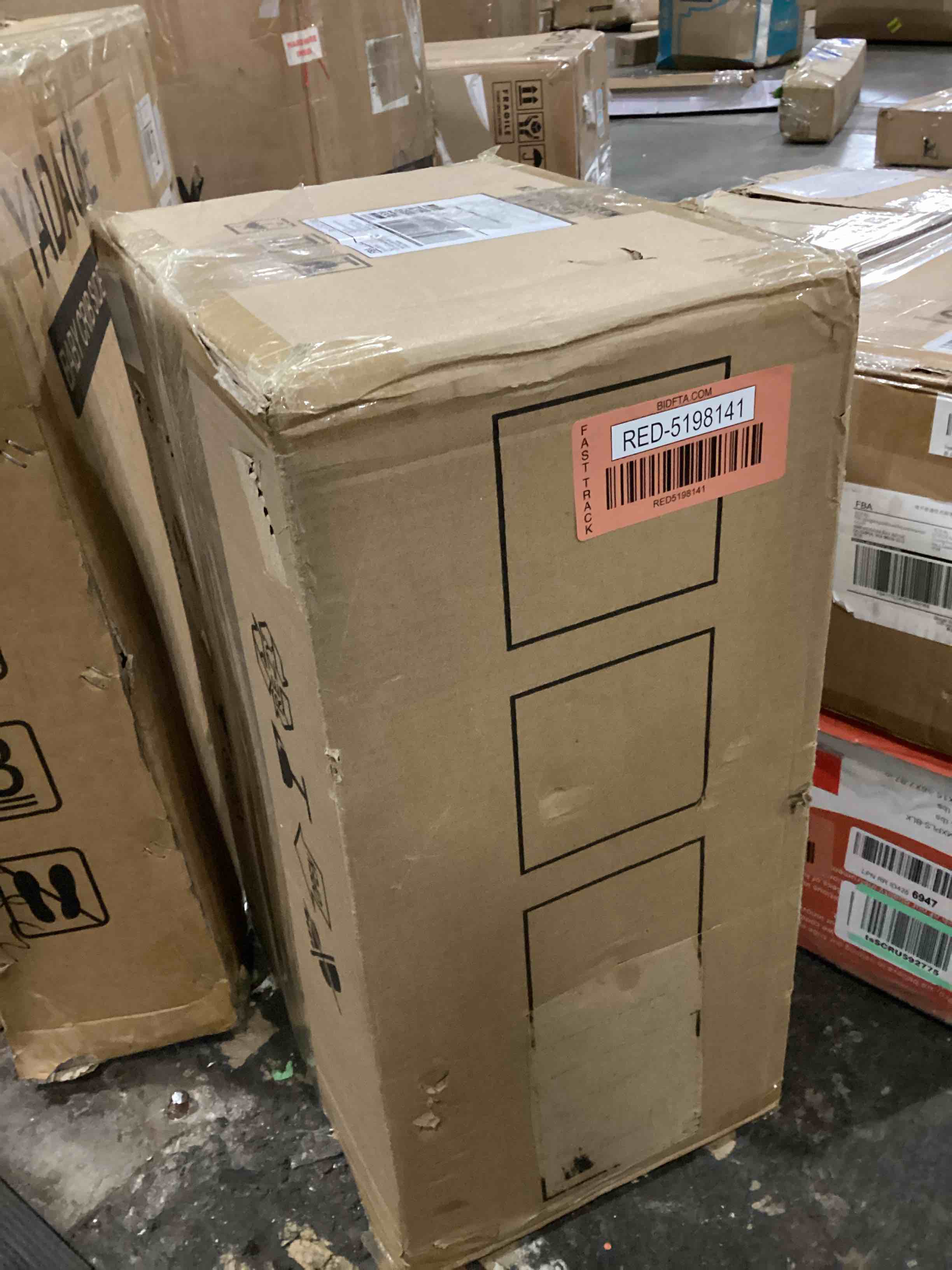https://s3.amazonaws.com/lotting-images-prod/bidfta/RED5198141_1706369698123.jpeg