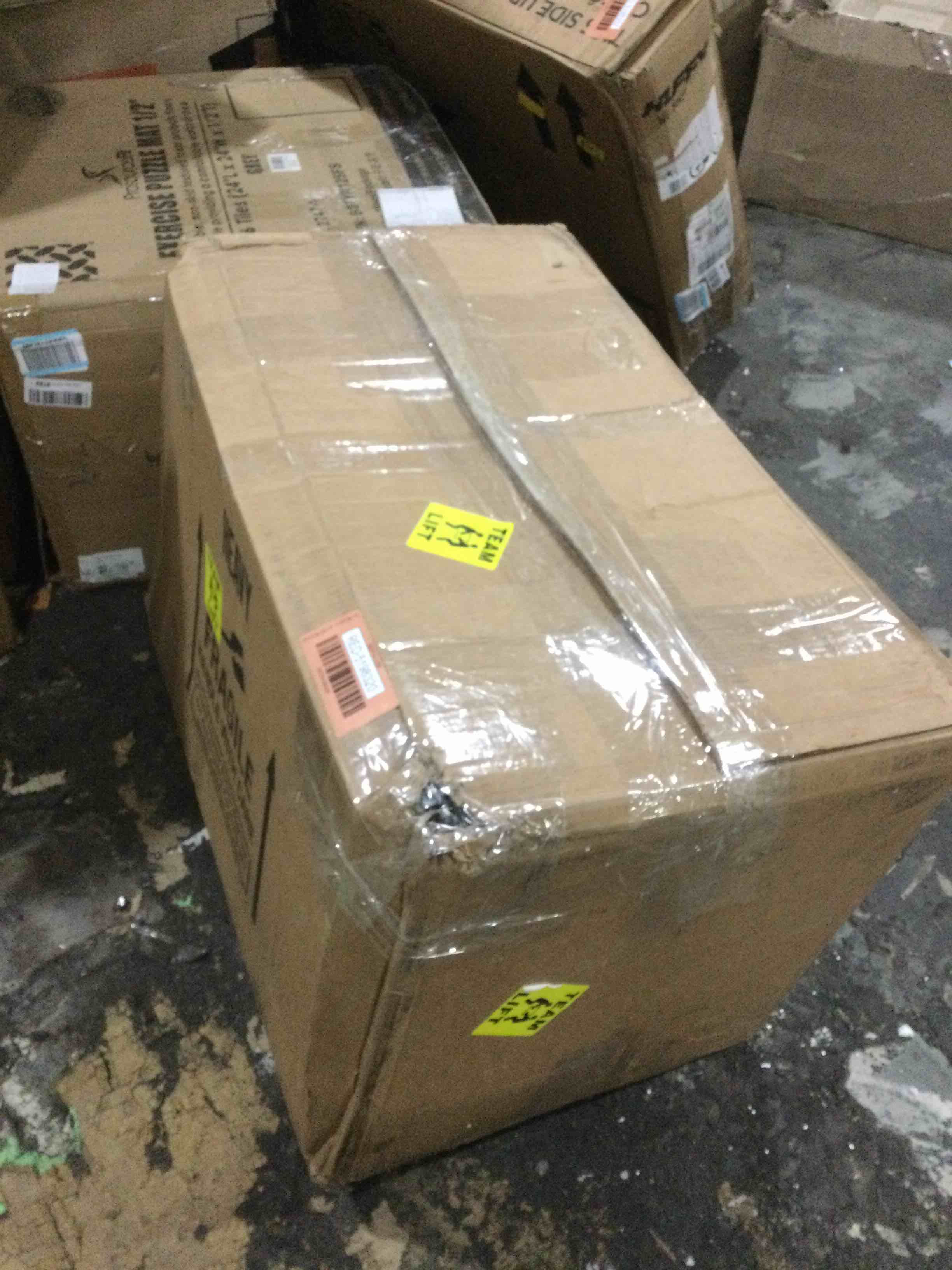 https://s3.amazonaws.com/lotting-images-prod/bidfta/RED5198320_1706622353700.jpeg