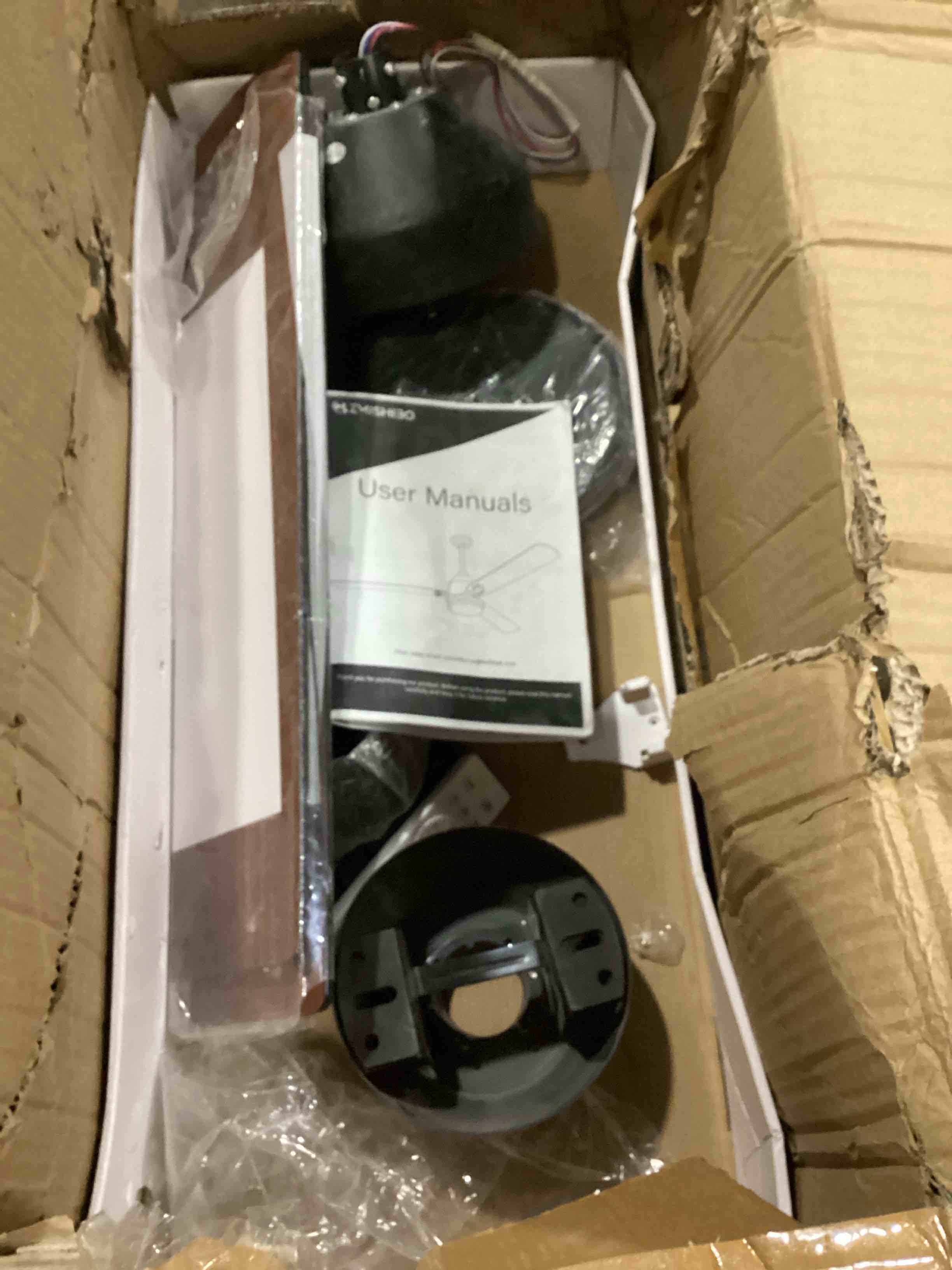https://s3.amazonaws.com/lotting-images-prod/bidfta/RED5198768_1707324932036.jpeg