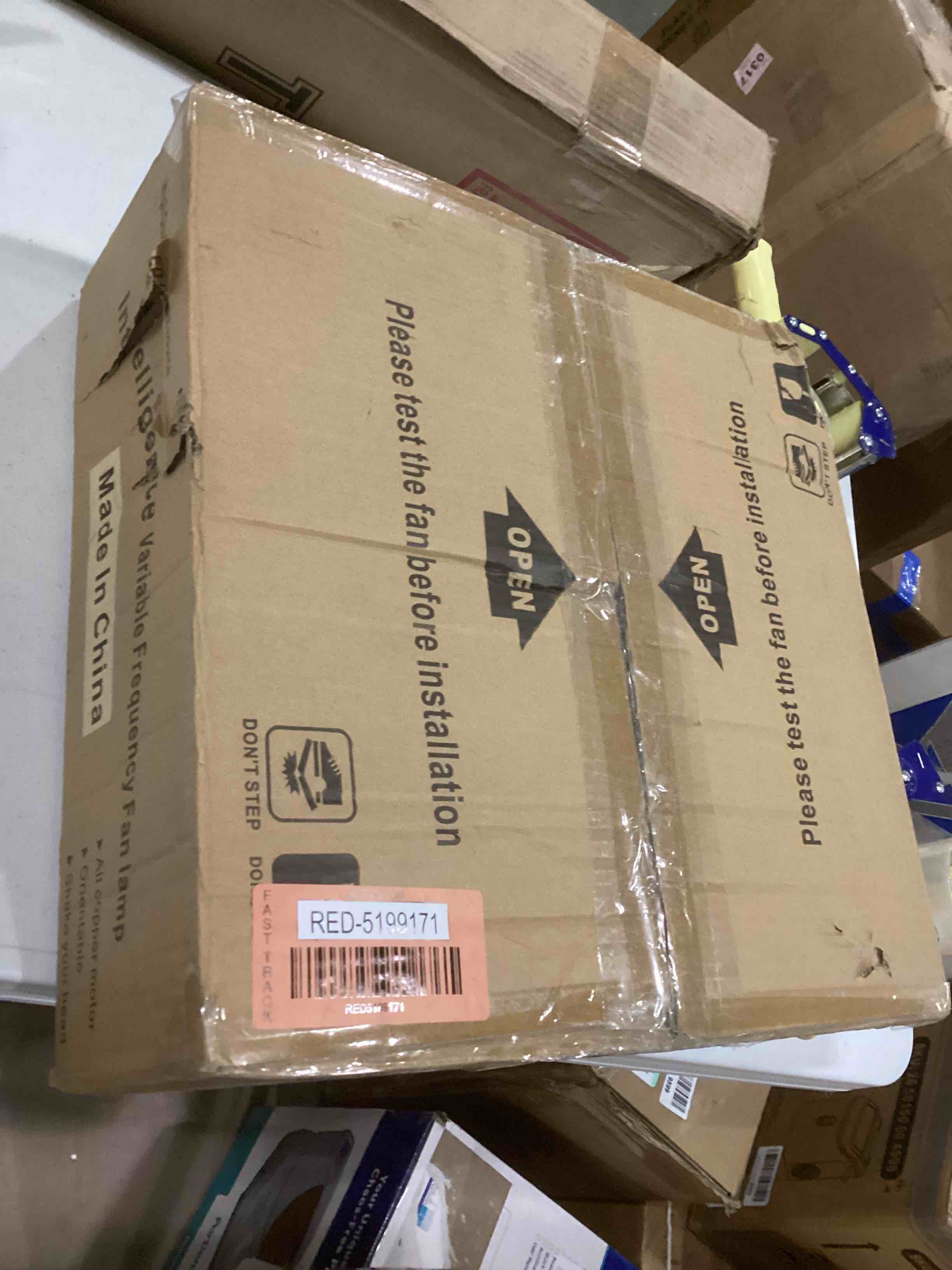 https://s3.amazonaws.com/lotting-images-prod/bidfta/RED5199171_1708450586625.jpeg