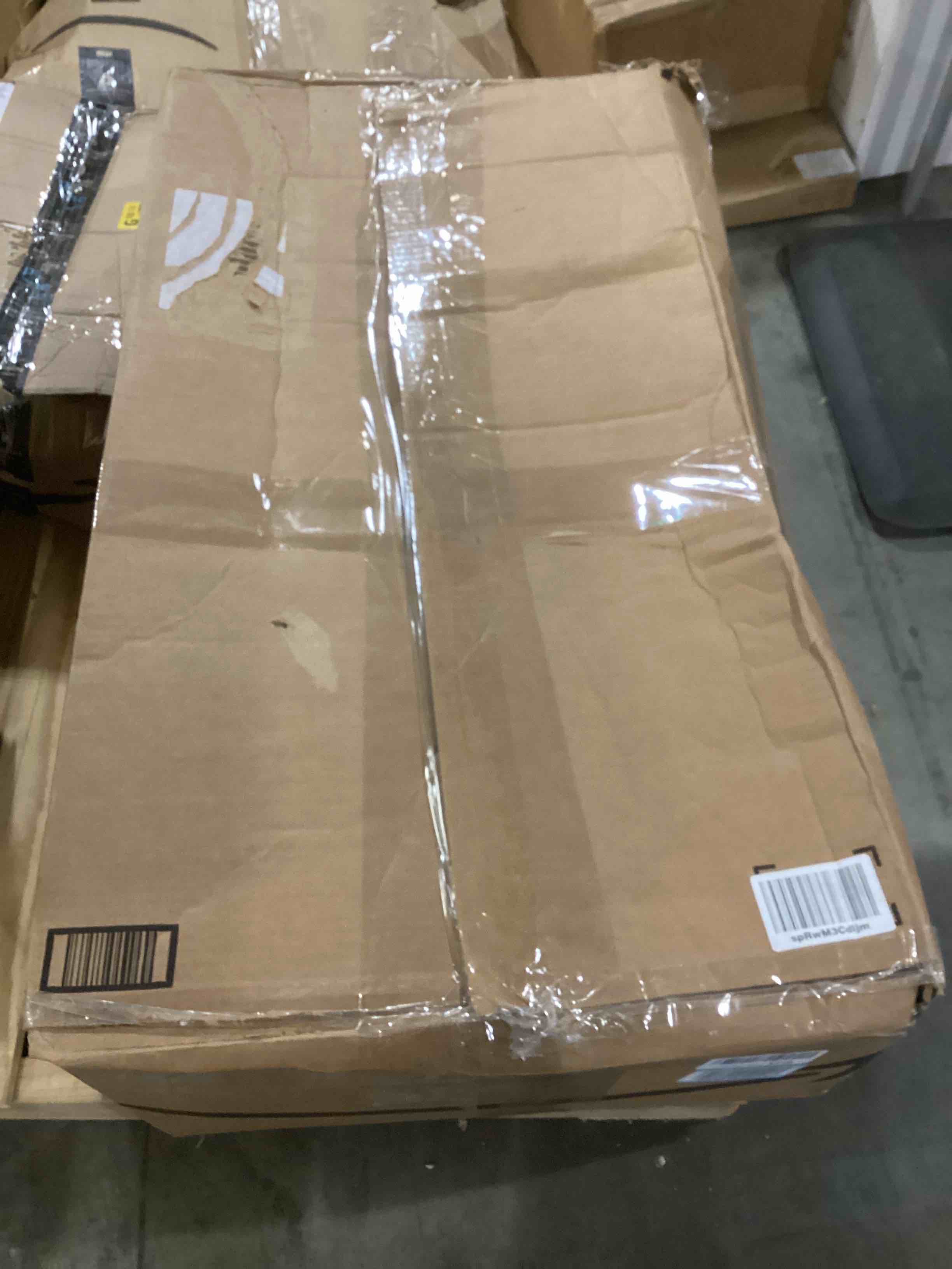 https://s3.amazonaws.com/lotting-images-prod/bidfta/RED5199930_1706818444968.jpeg