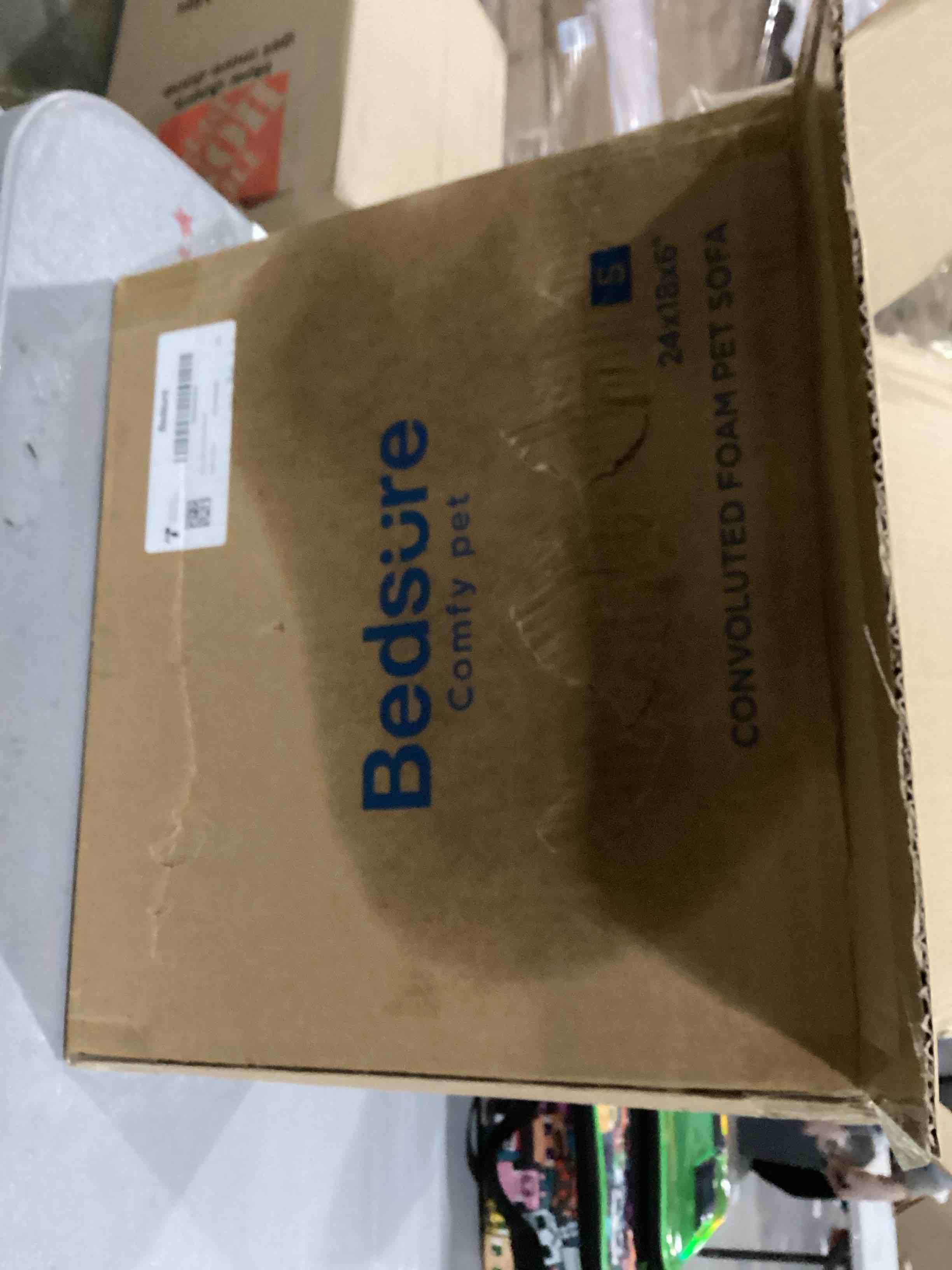 https://s3.amazonaws.com/lotting-images-prod/bidfta/RED5200920_1708022832537.jpeg