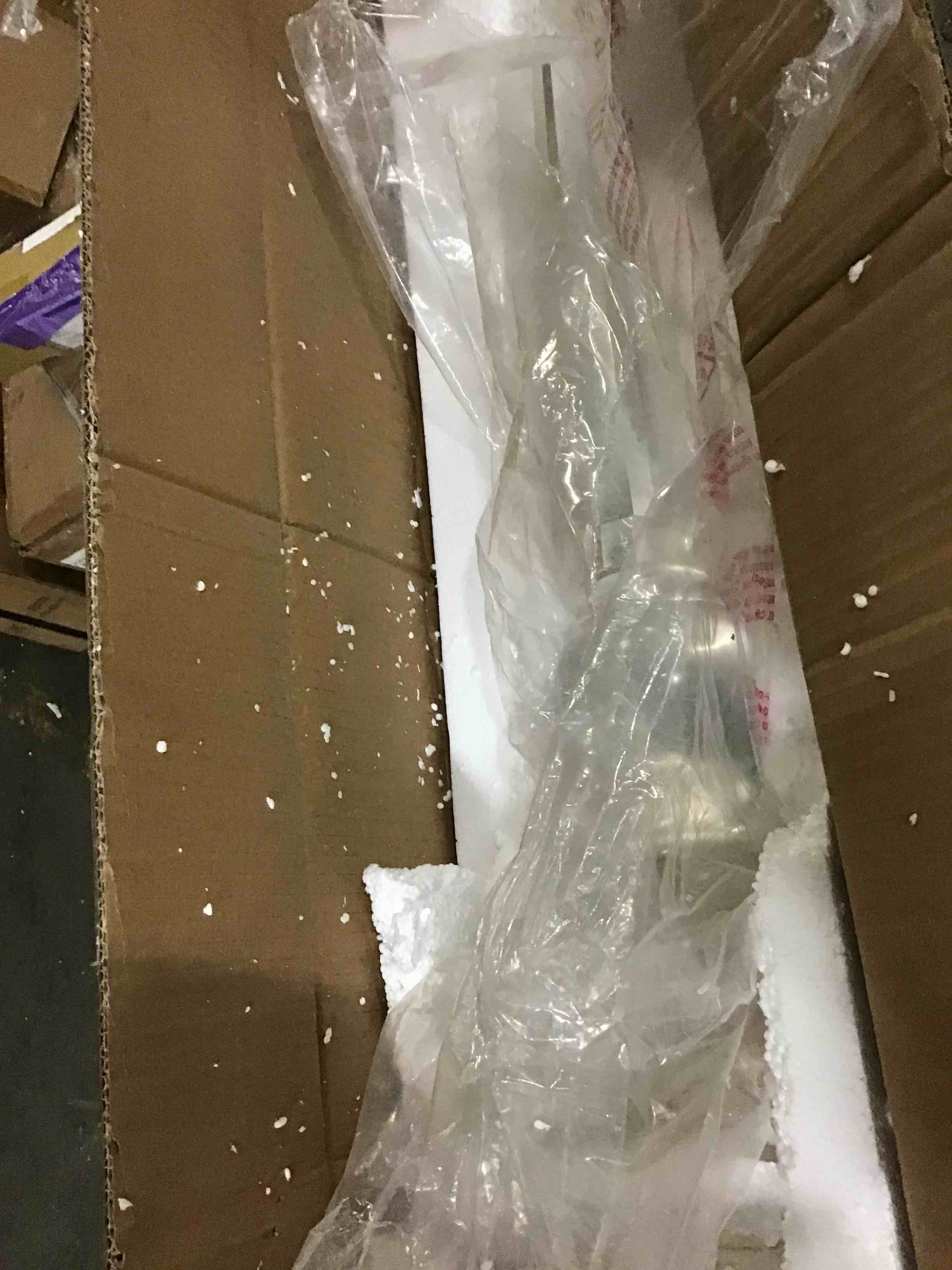 https://s3.amazonaws.com/lotting-images-prod/bidfta/RED5200951_1706124456404.jpeg
