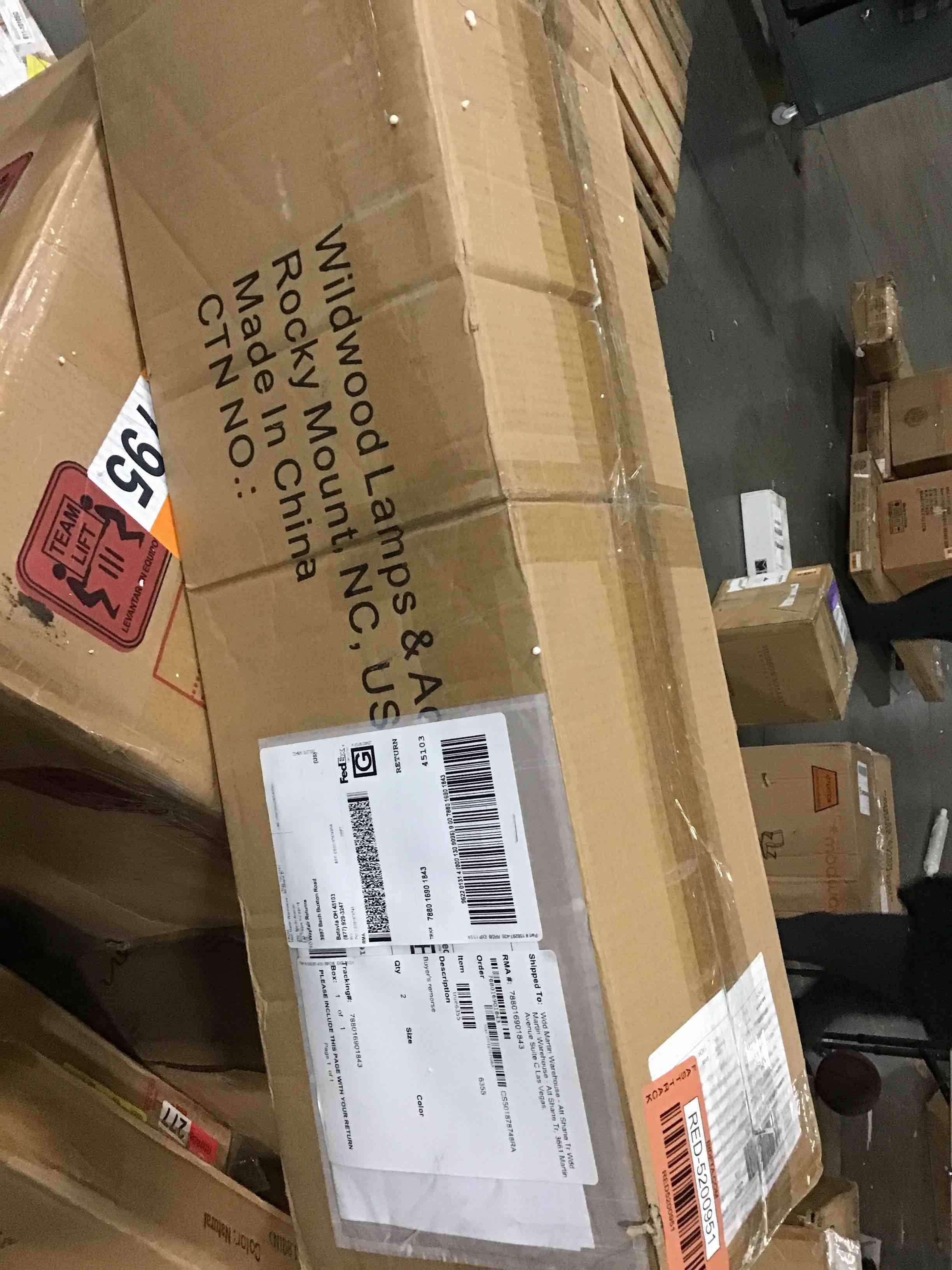 https://s3.amazonaws.com/lotting-images-prod/bidfta/RED5200951_1706124503458.jpeg