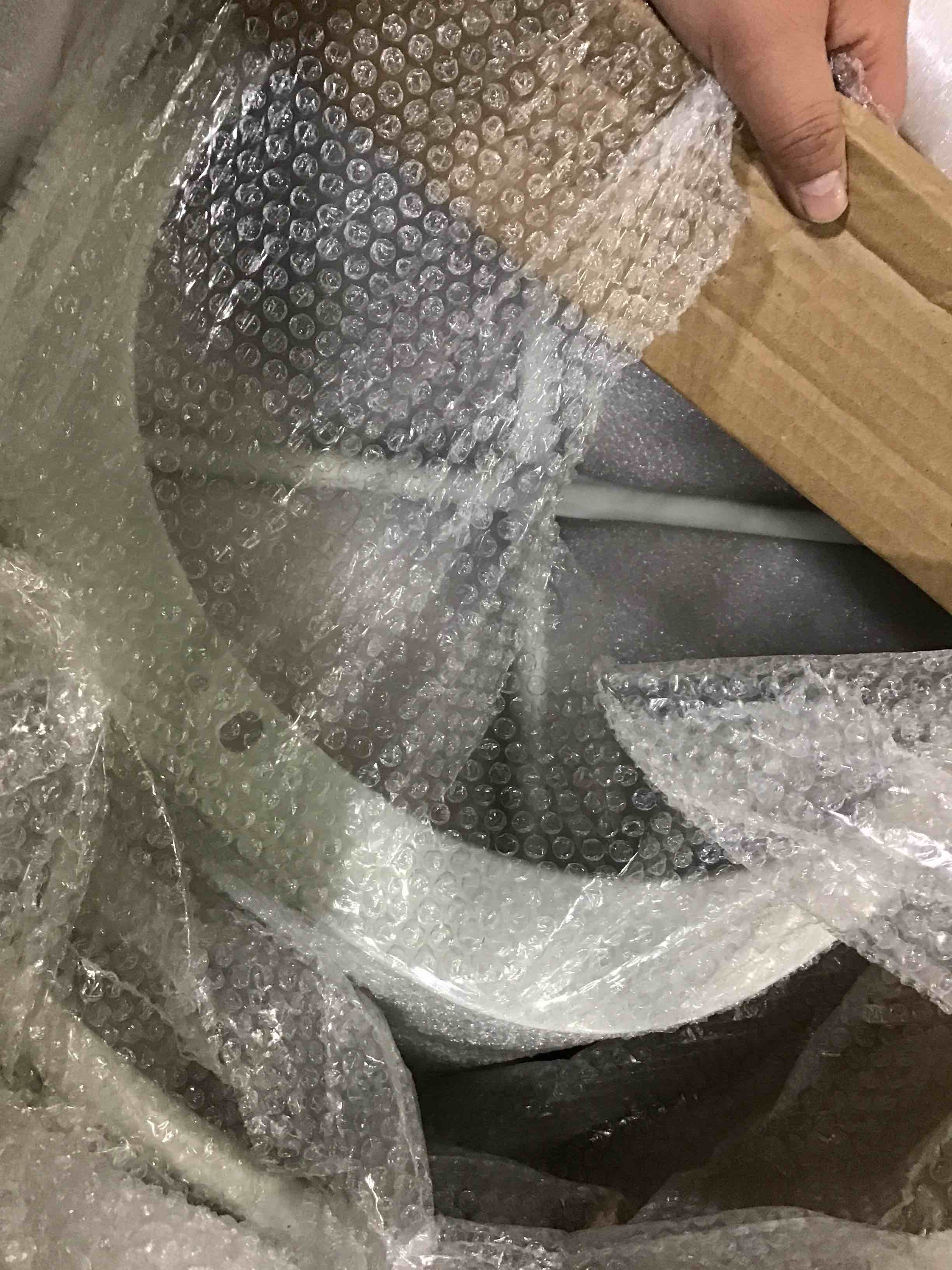https://s3.amazonaws.com/lotting-images-prod/bidfta/RED5200952_1706124711093.jpeg