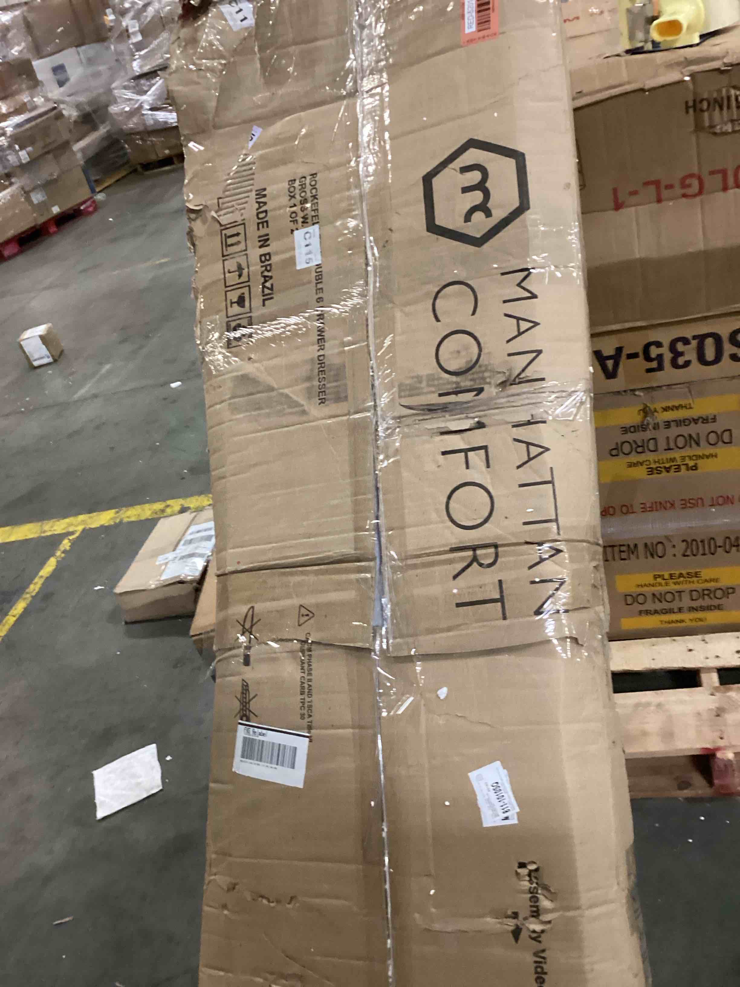 https://s3.amazonaws.com/lotting-images-prod/bidfta/RED5201425_1706879424377.jpeg