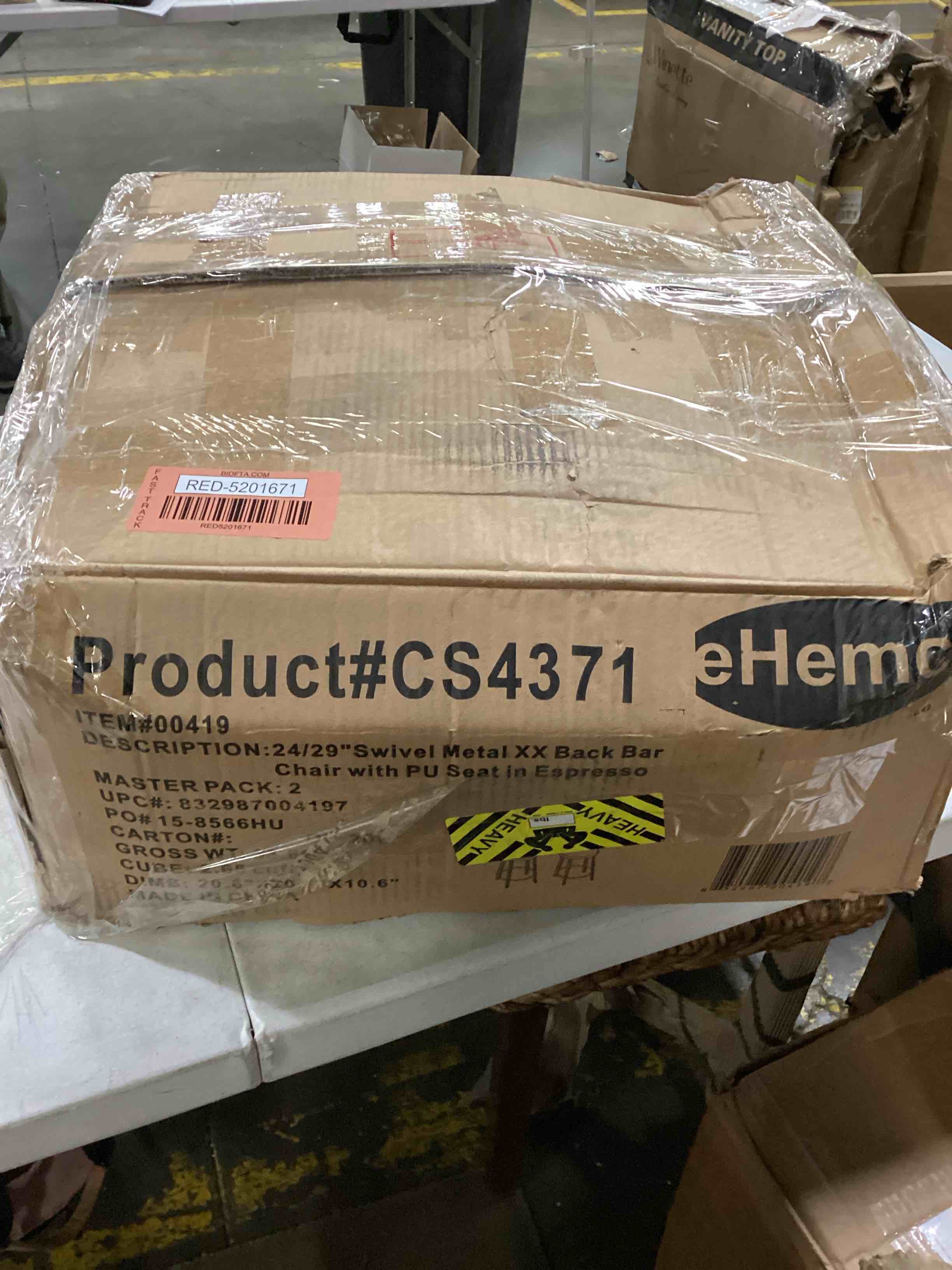 https://s3.amazonaws.com/lotting-images-prod/bidfta/RED5201671_1707331148629.jpeg