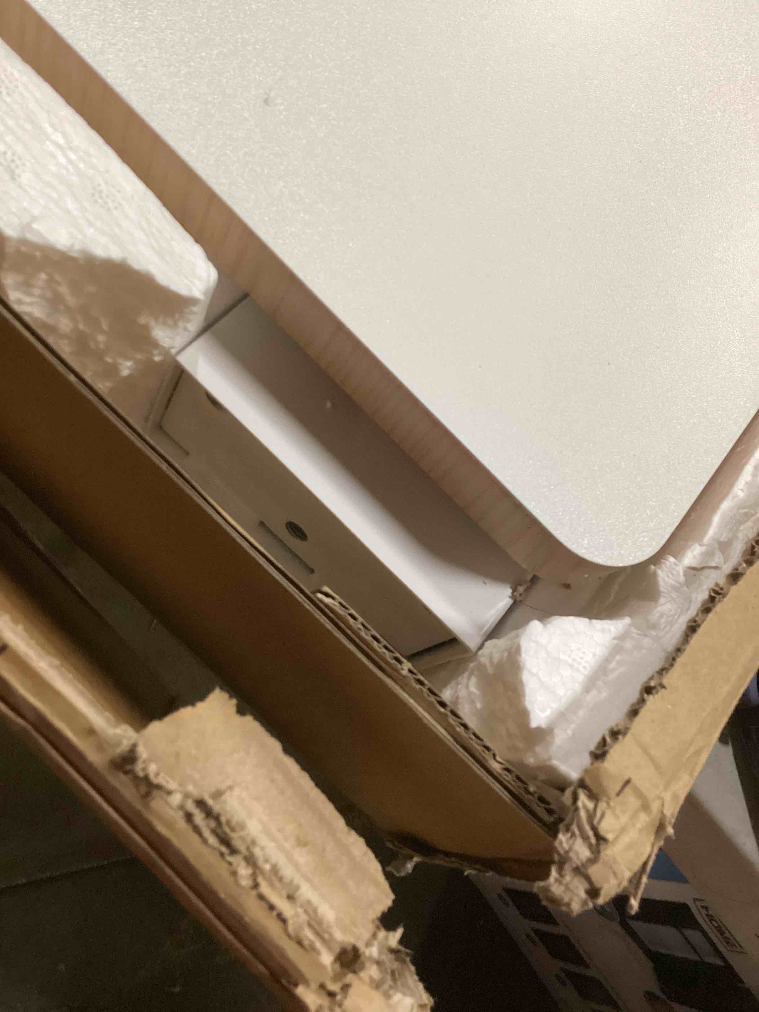 https://s3.amazonaws.com/lotting-images-prod/bidfta/RED5201911_1708013176470.jpeg