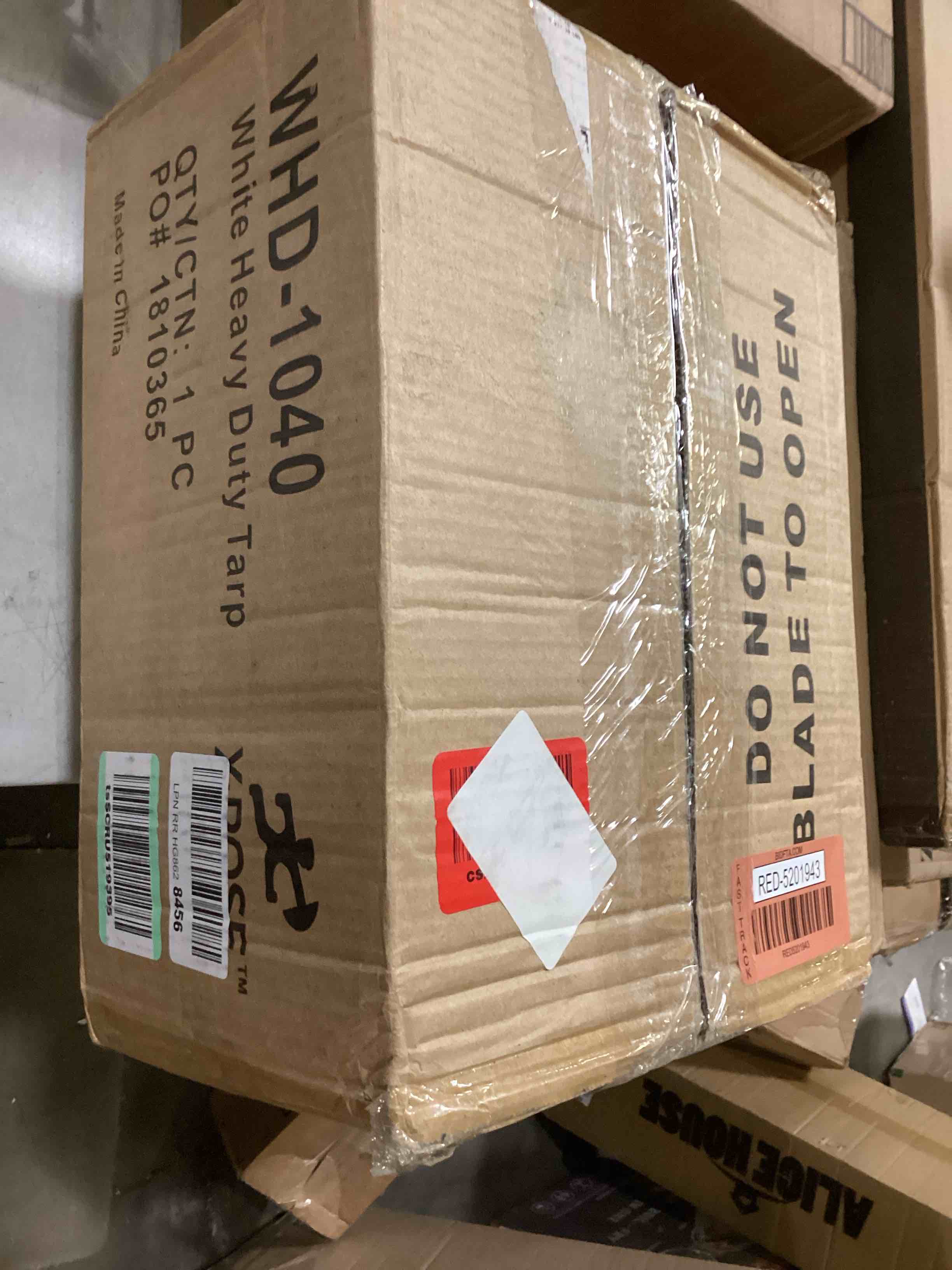 https://s3.amazonaws.com/lotting-images-prod/bidfta/RED5201943_1708021846067.jpeg