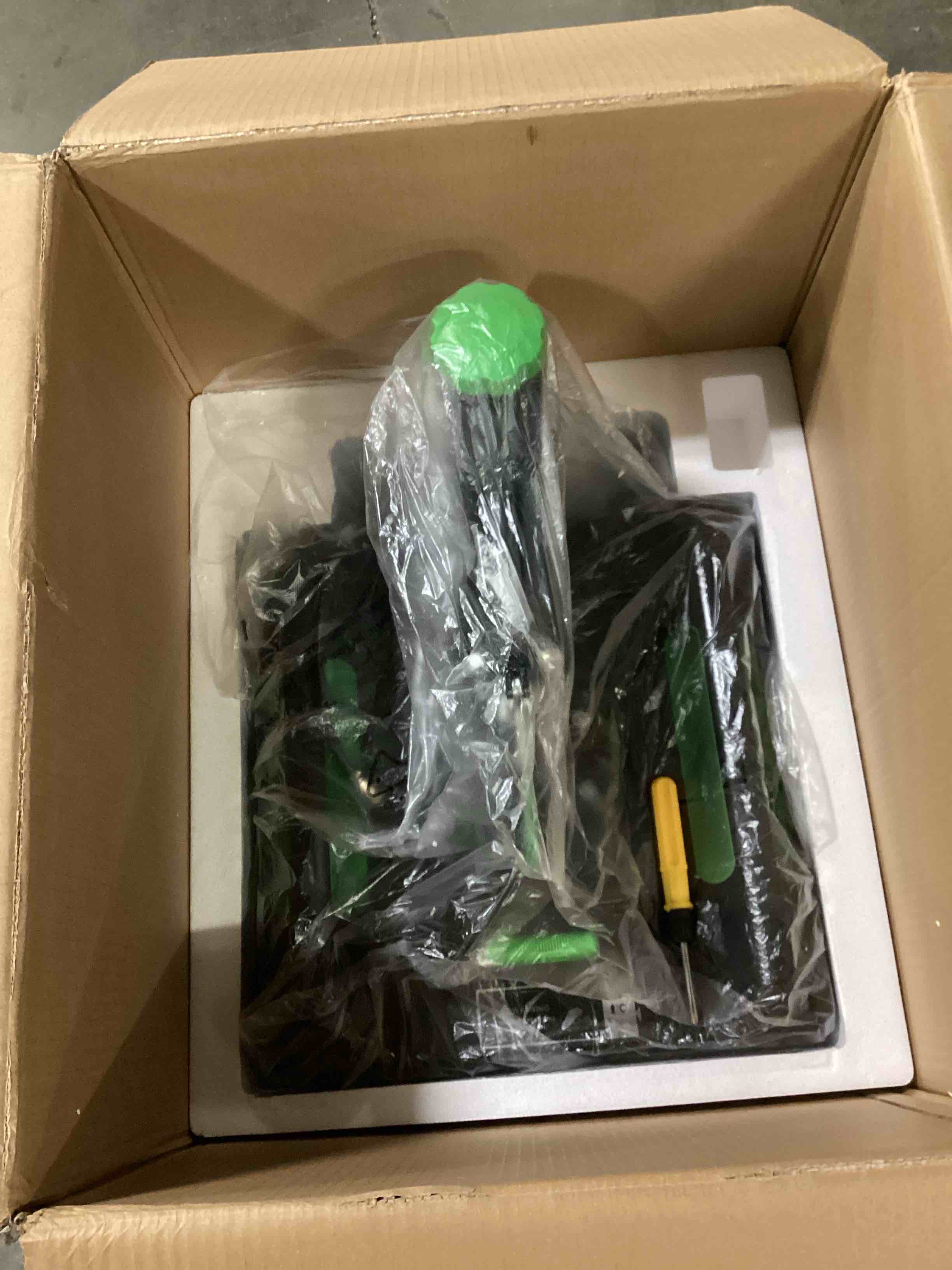 https://s3.amazonaws.com/lotting-images-prod/bidfta/RED5202211_1709061524003.jpeg