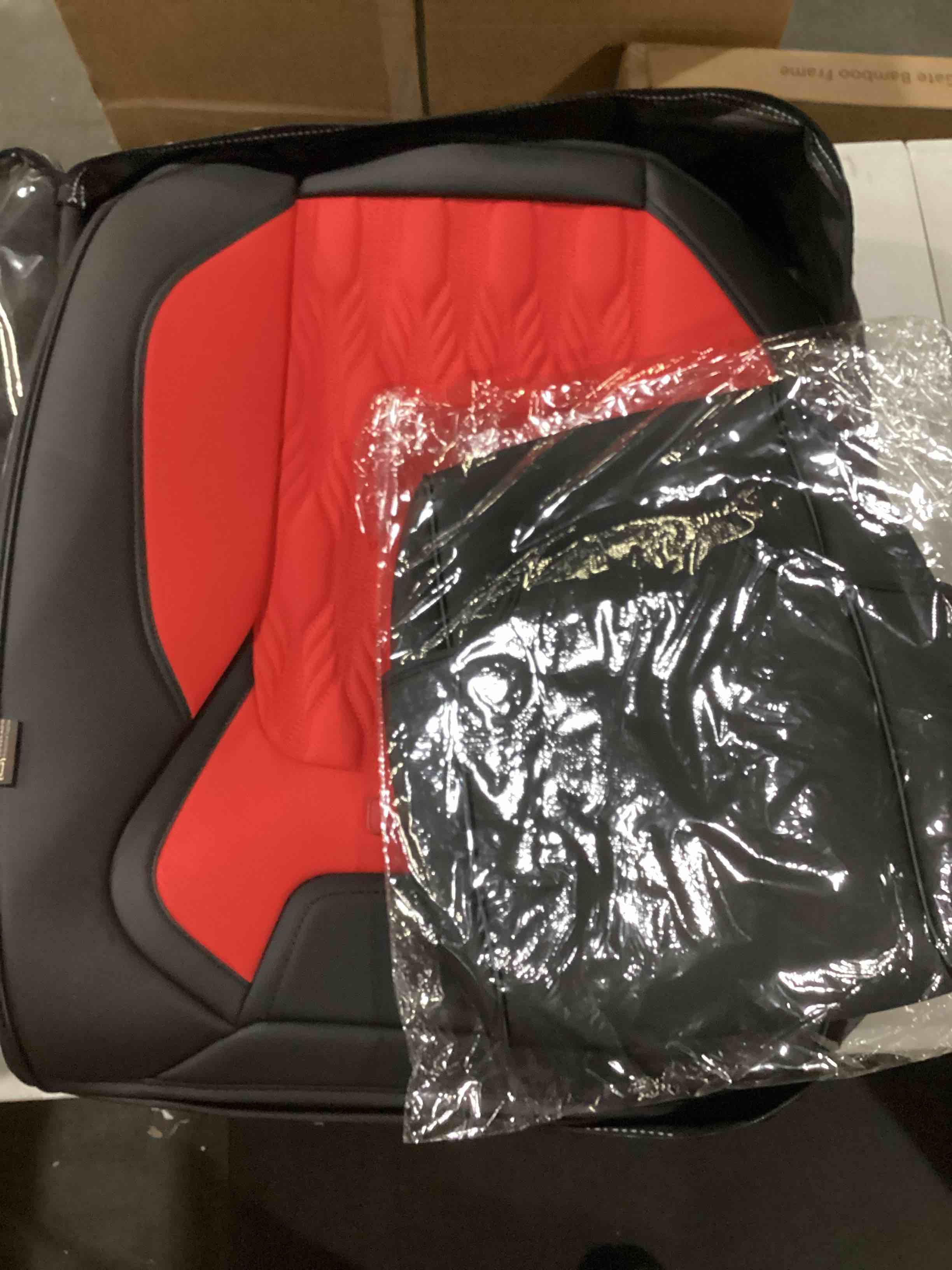 Coverado Tundra Car Seat Covers Full Set, 5PCS Front and Rear Leather Seat Cover for Truck Custom Seat Protector Truck Pickup Compatible with 2007-2021 Toyota Tundra CrewMax/Double Cab(Black&Red)