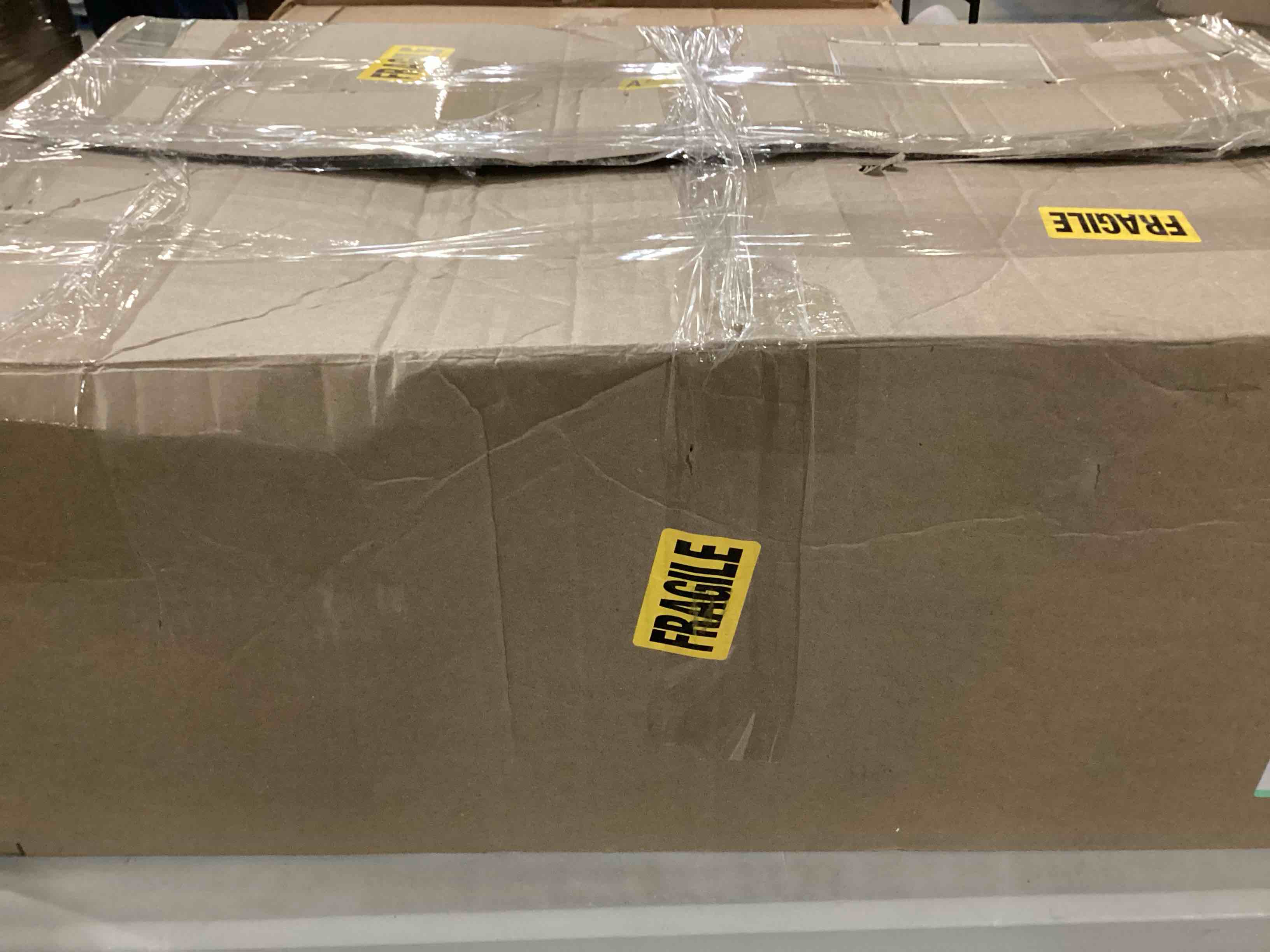 https://s3.amazonaws.com/lotting-images-prod/bidfta/RED5202472_1706114255862.jpeg