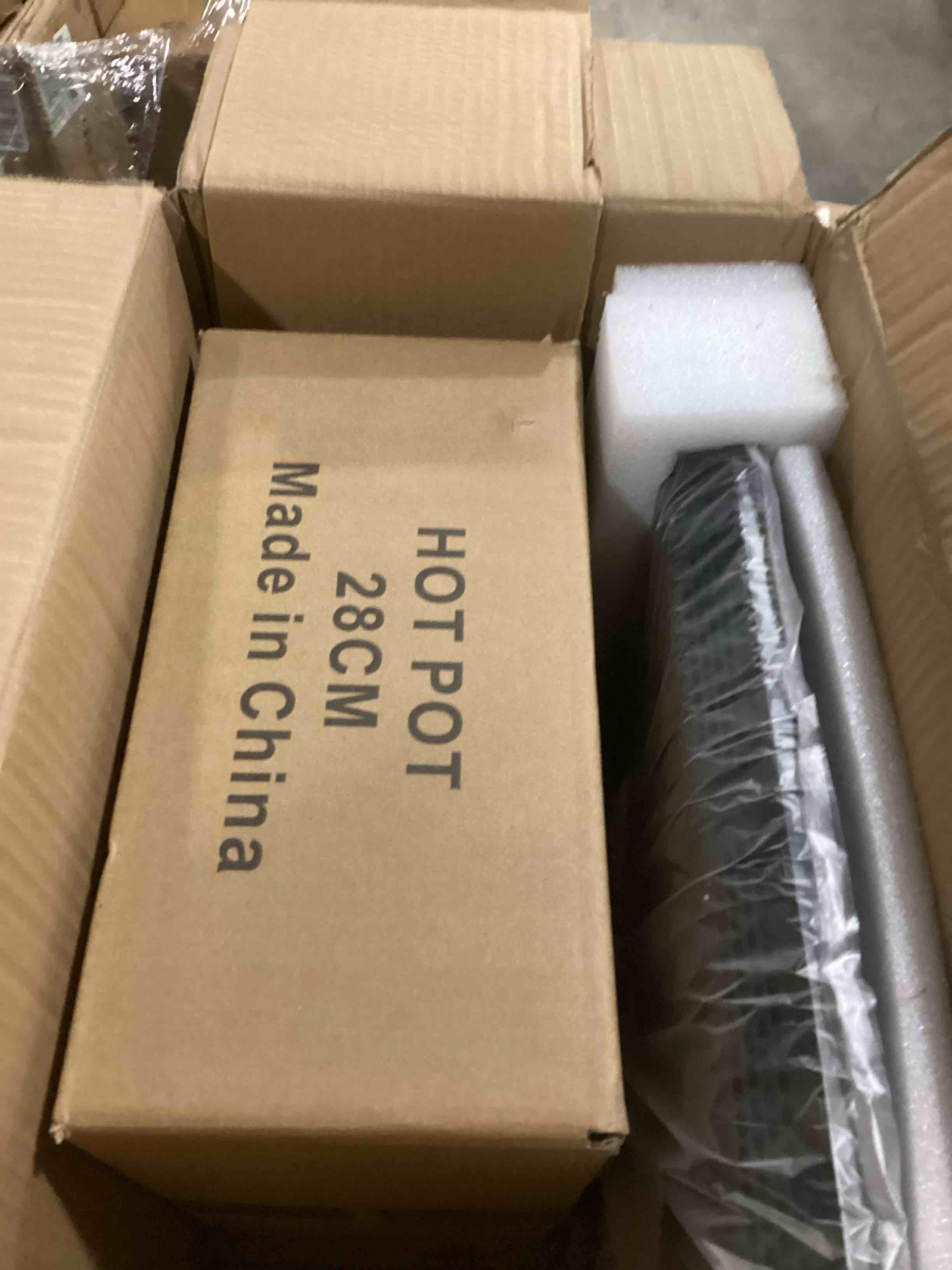 Portable Induction Cooktop Include 6 Quarts Cooking Pot with Divider, Dual Hot Pot Made of 304 Stainless Steel, with Electric Countertop Burner Enjoy Shabu Shabu Hot Pot Party with Family and Friends