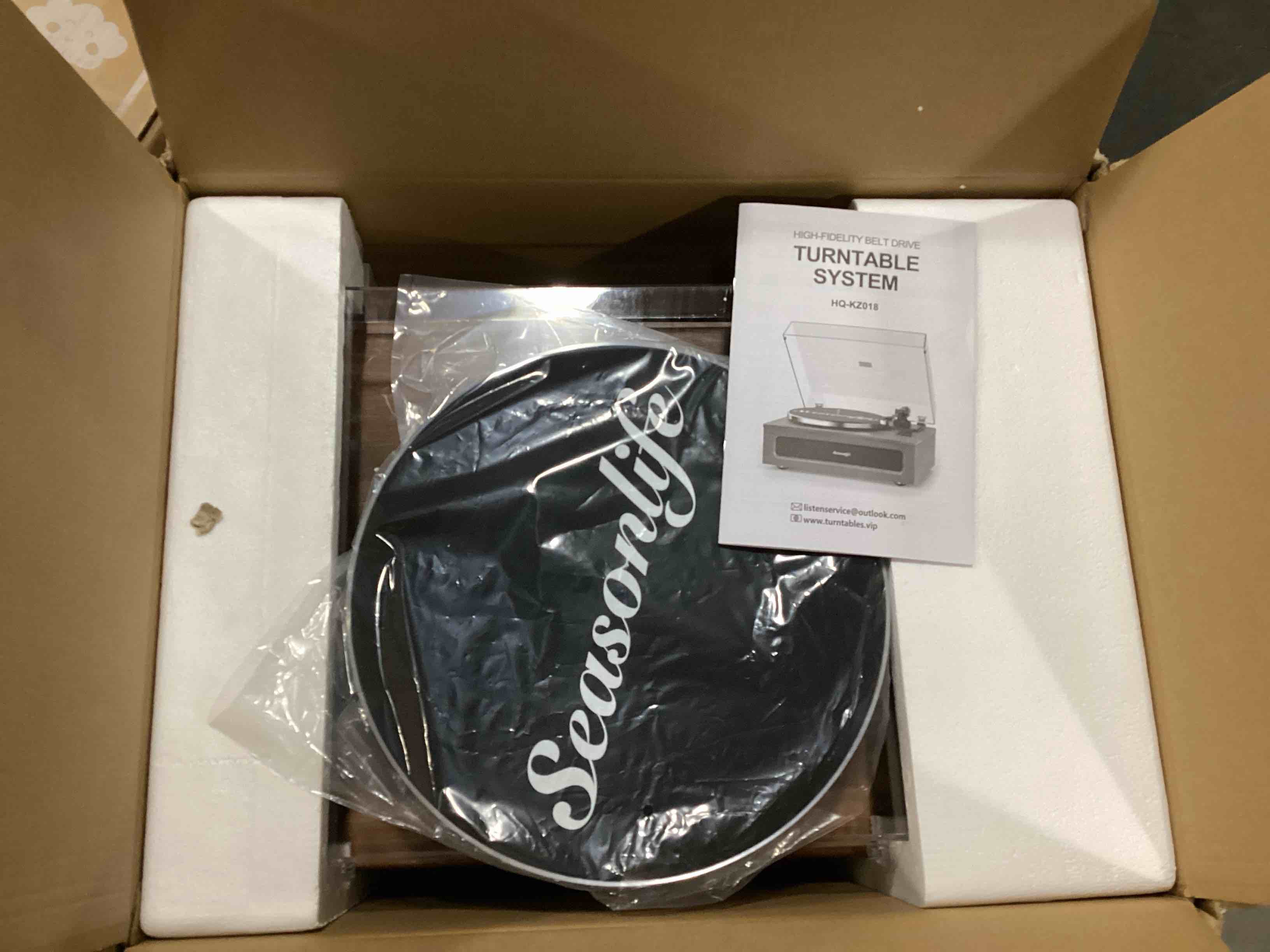 https://s3.amazonaws.com/lotting-images-prod/bidfta/RED5203019_1706902933207.jpeg