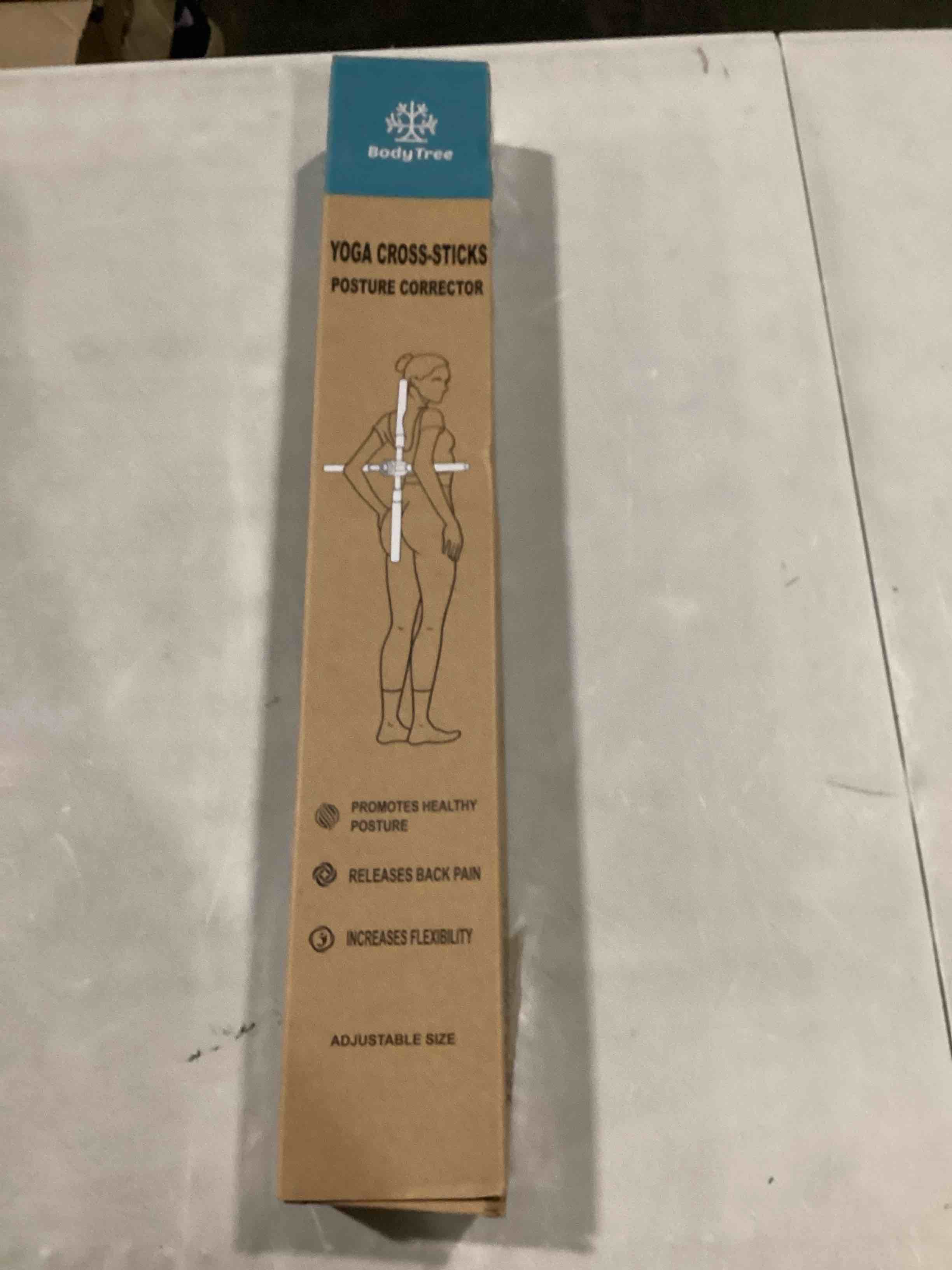 https://s3.amazonaws.com/lotting-images-prod/bidfta/RED5203600_1707755021848.jpeg
