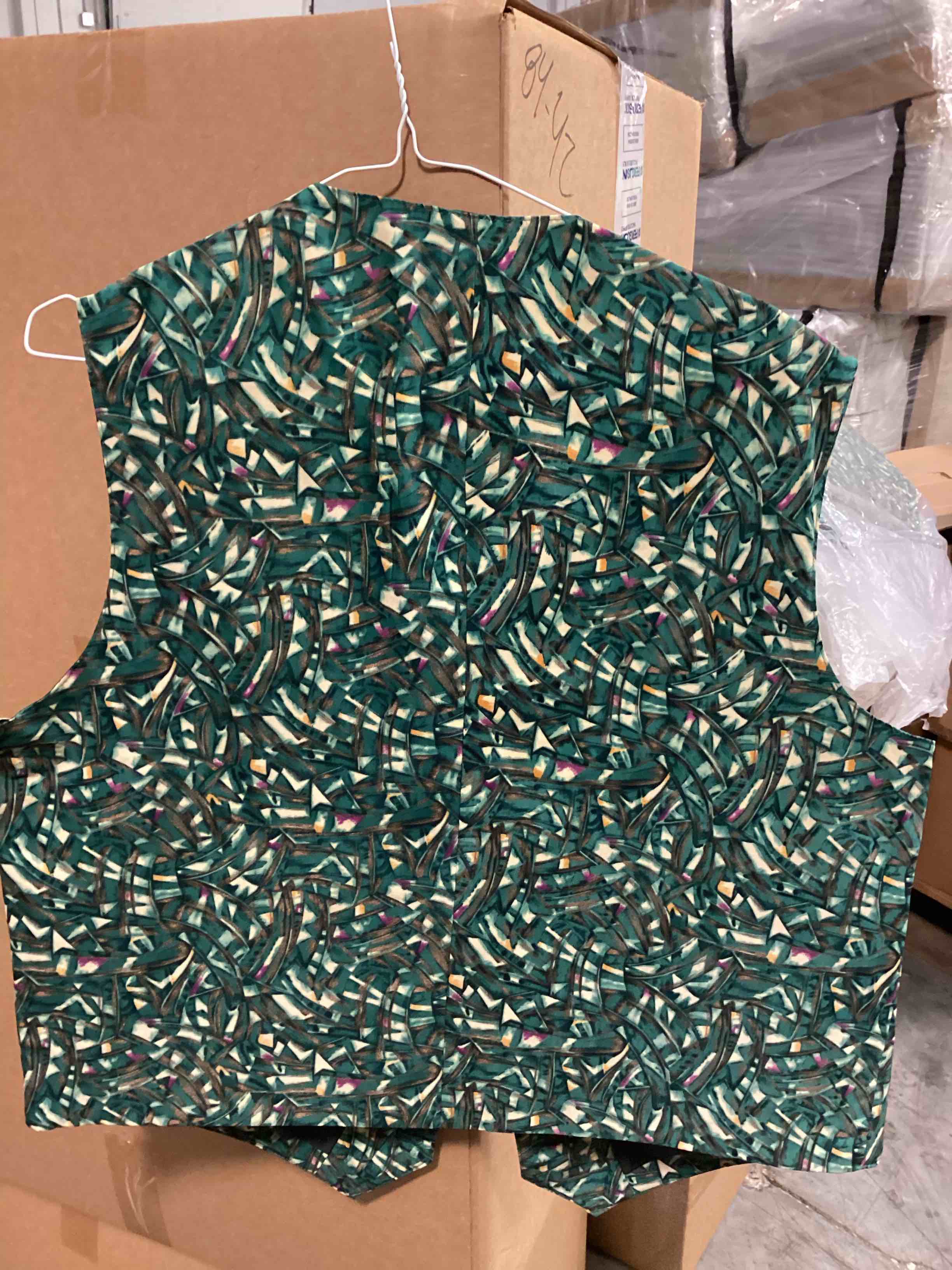 men’s green with purple paisley vest (98) size 40 (1) 42