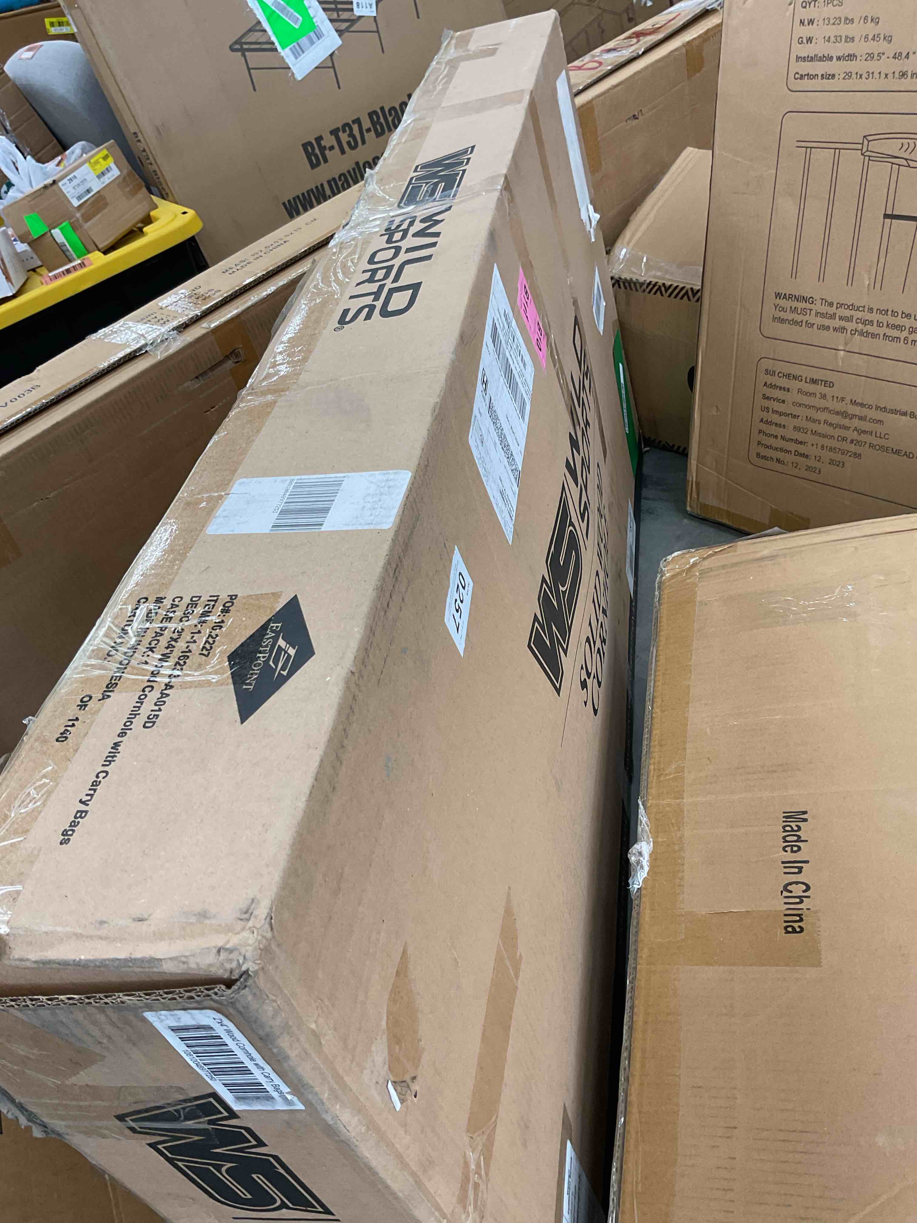 https://s3.amazonaws.com/lotting-images-prod/bidfta/RED5218501_1730742184175.jpeg