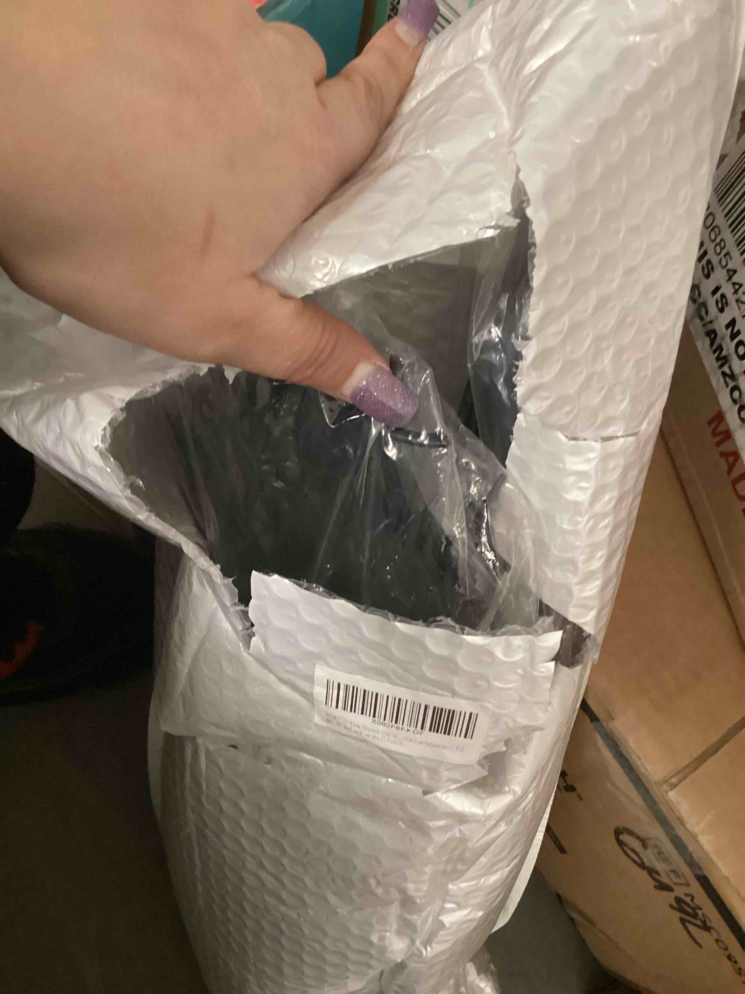https://s3.amazonaws.com/lotting-images-prod/bidfta/RED5219511_1699979889222.jpeg