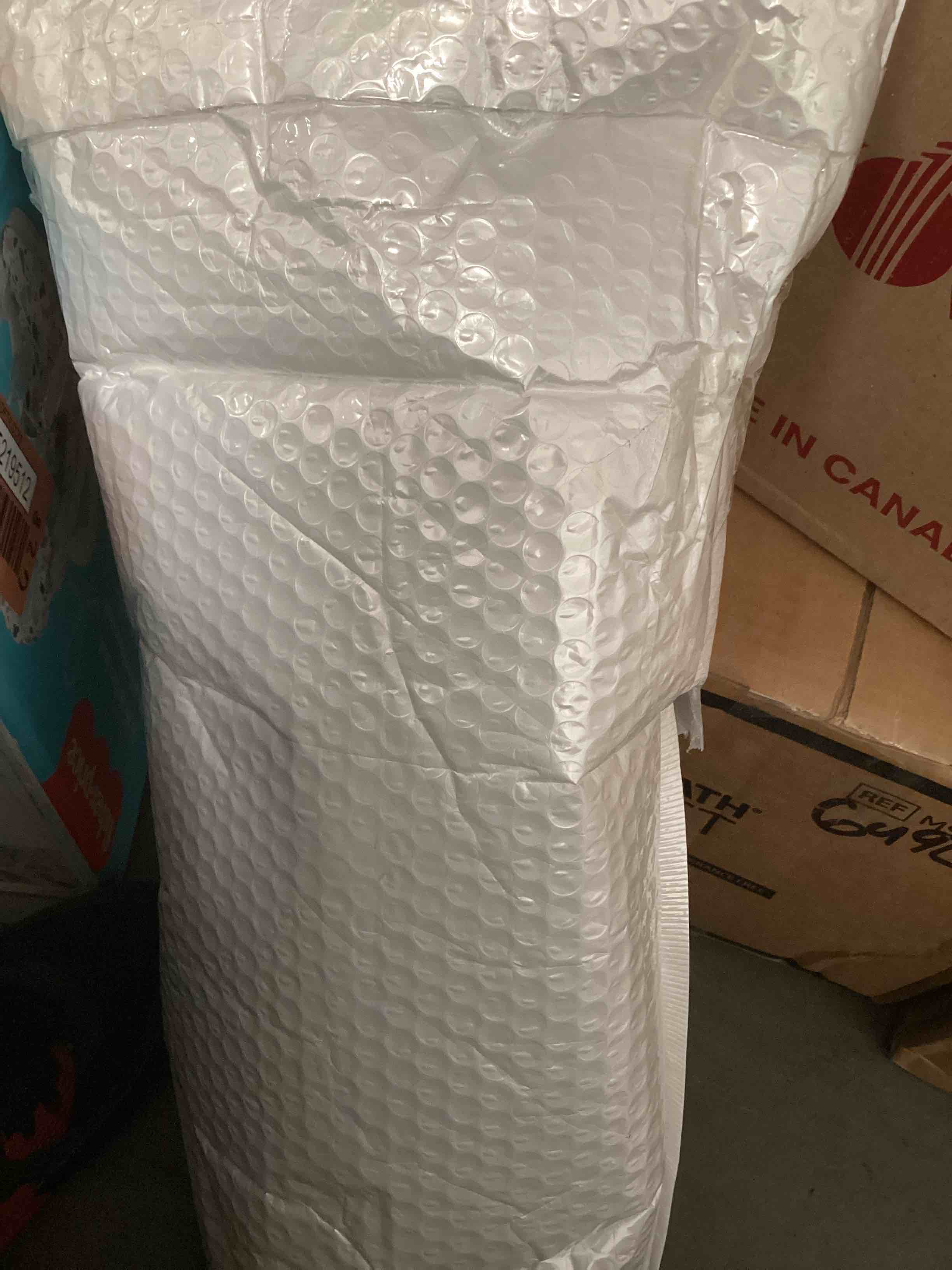 https://s3.amazonaws.com/lotting-images-prod/bidfta/RED5219511_1699979897380.jpeg