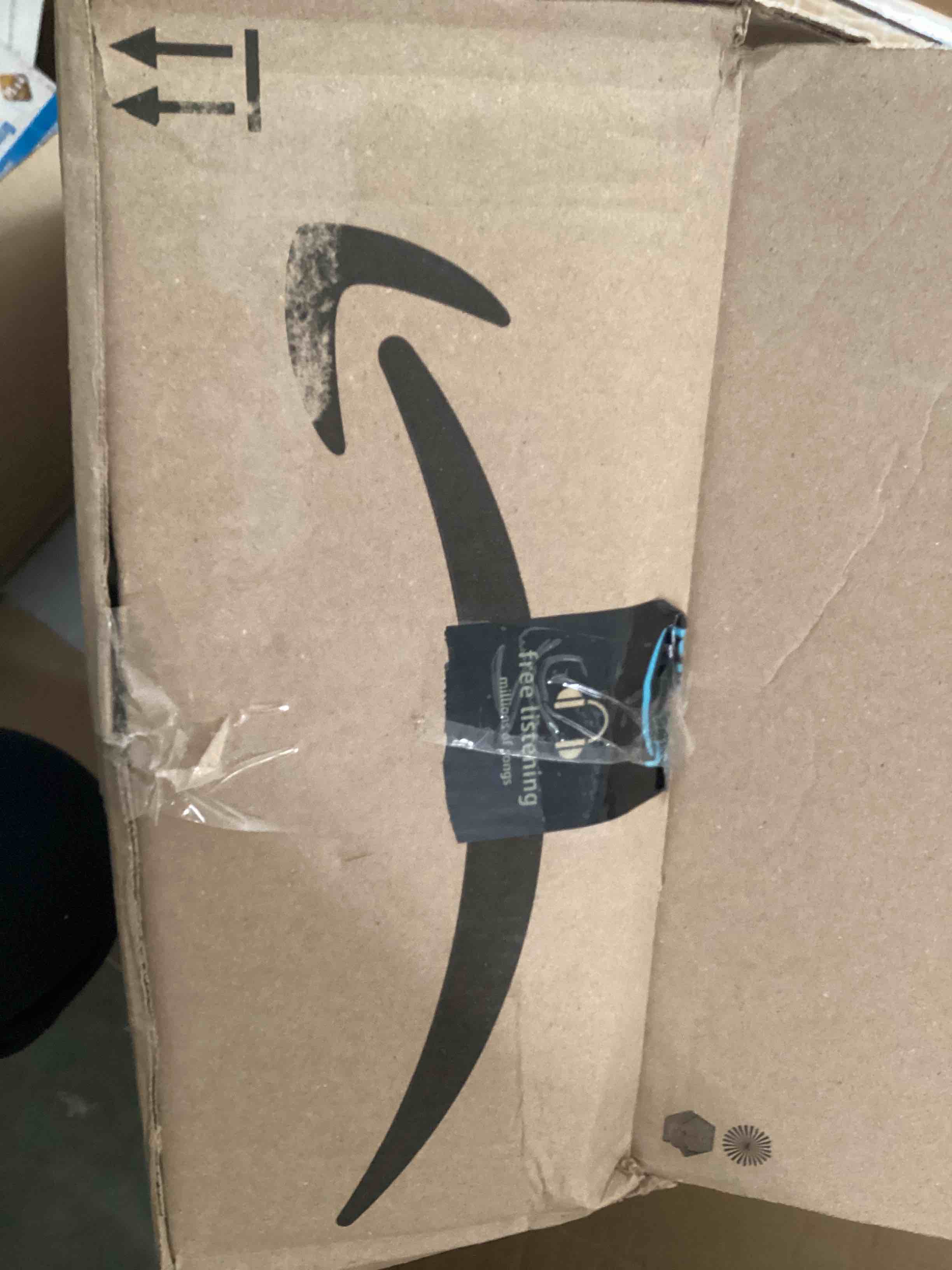 https://s3.amazonaws.com/lotting-images-prod/bidfta/RED5219562_1699973472023.jpeg