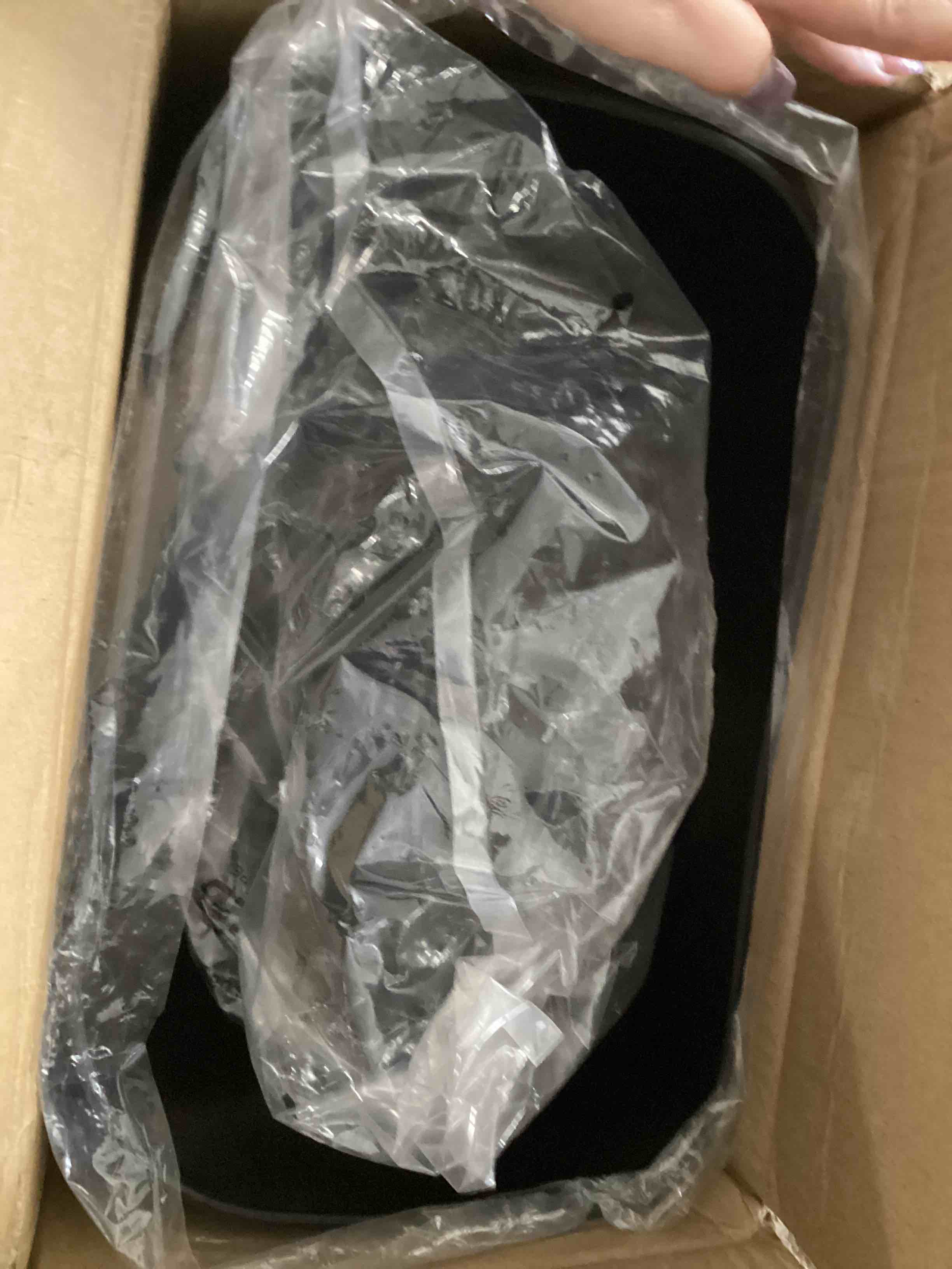 https://s3.amazonaws.com/lotting-images-prod/bidfta/RED5219582_1699985551525.jpeg