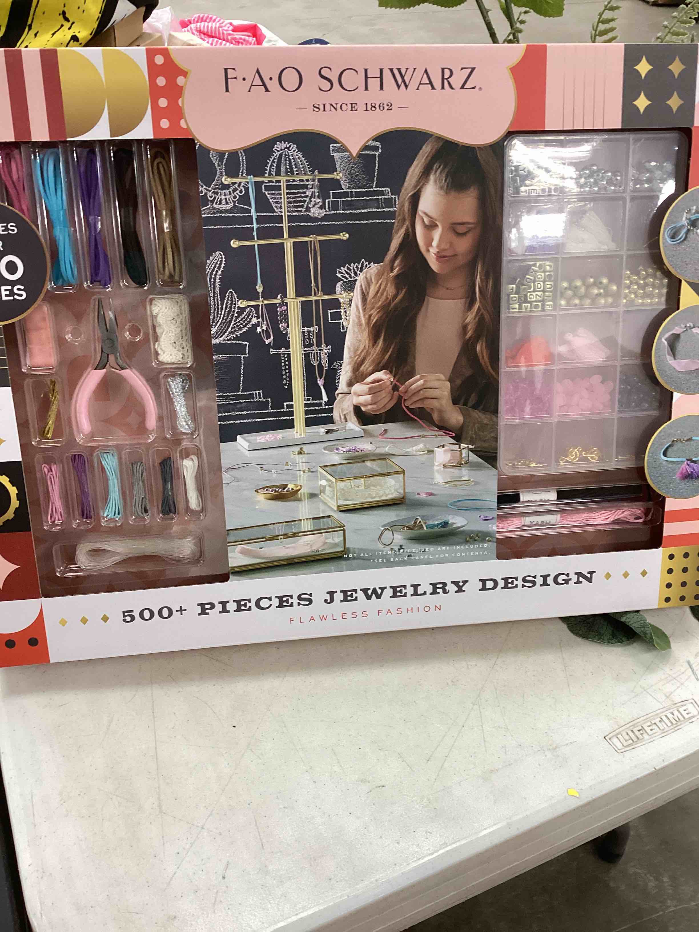 https://s3.amazonaws.com/lotting-images-prod/bidfta/RED5220975_1707933656735.jpeg