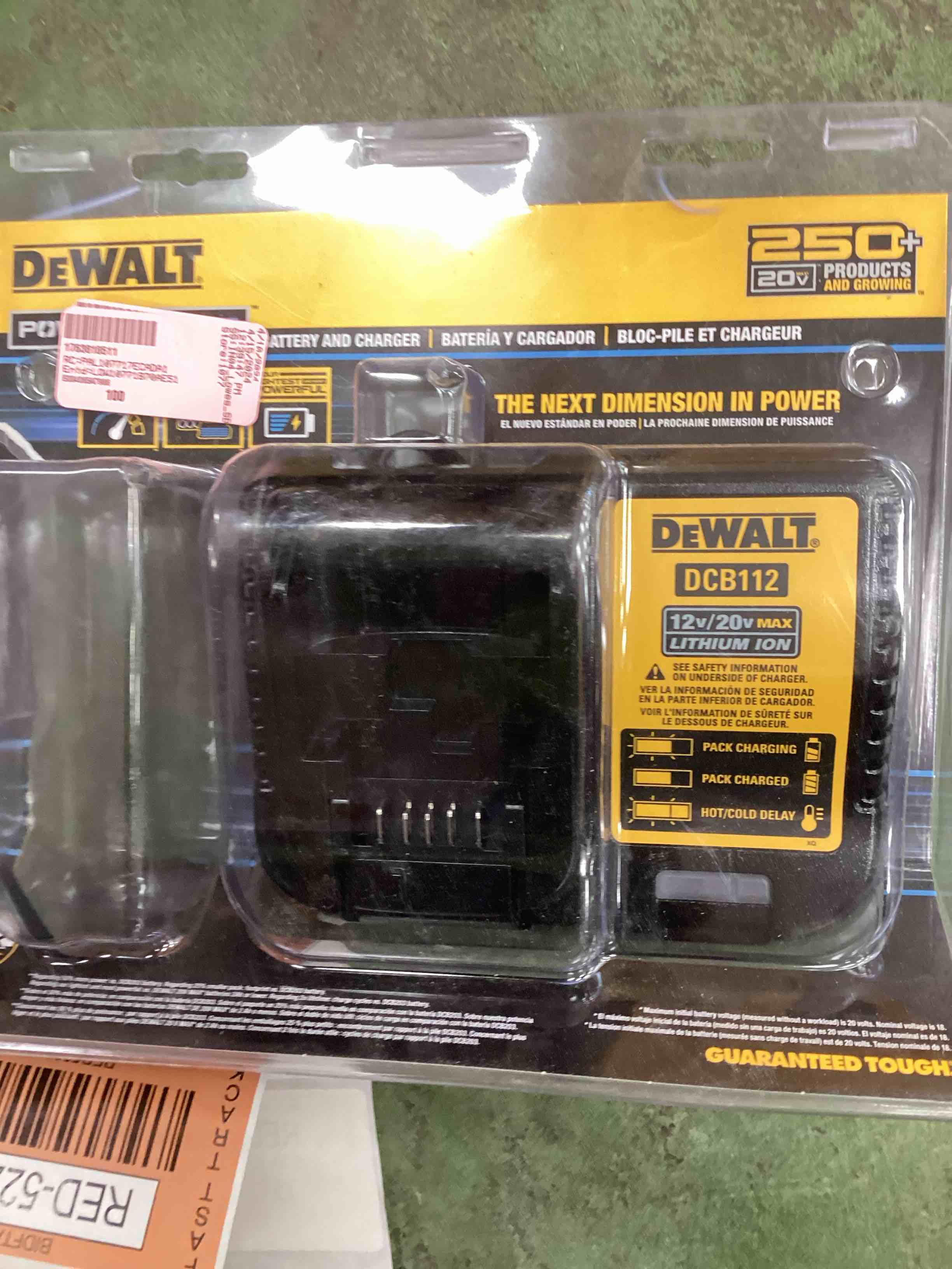 https://s3.amazonaws.com/lotting-images-prod/bidfta/RED5221264_1714585830784.jpeg