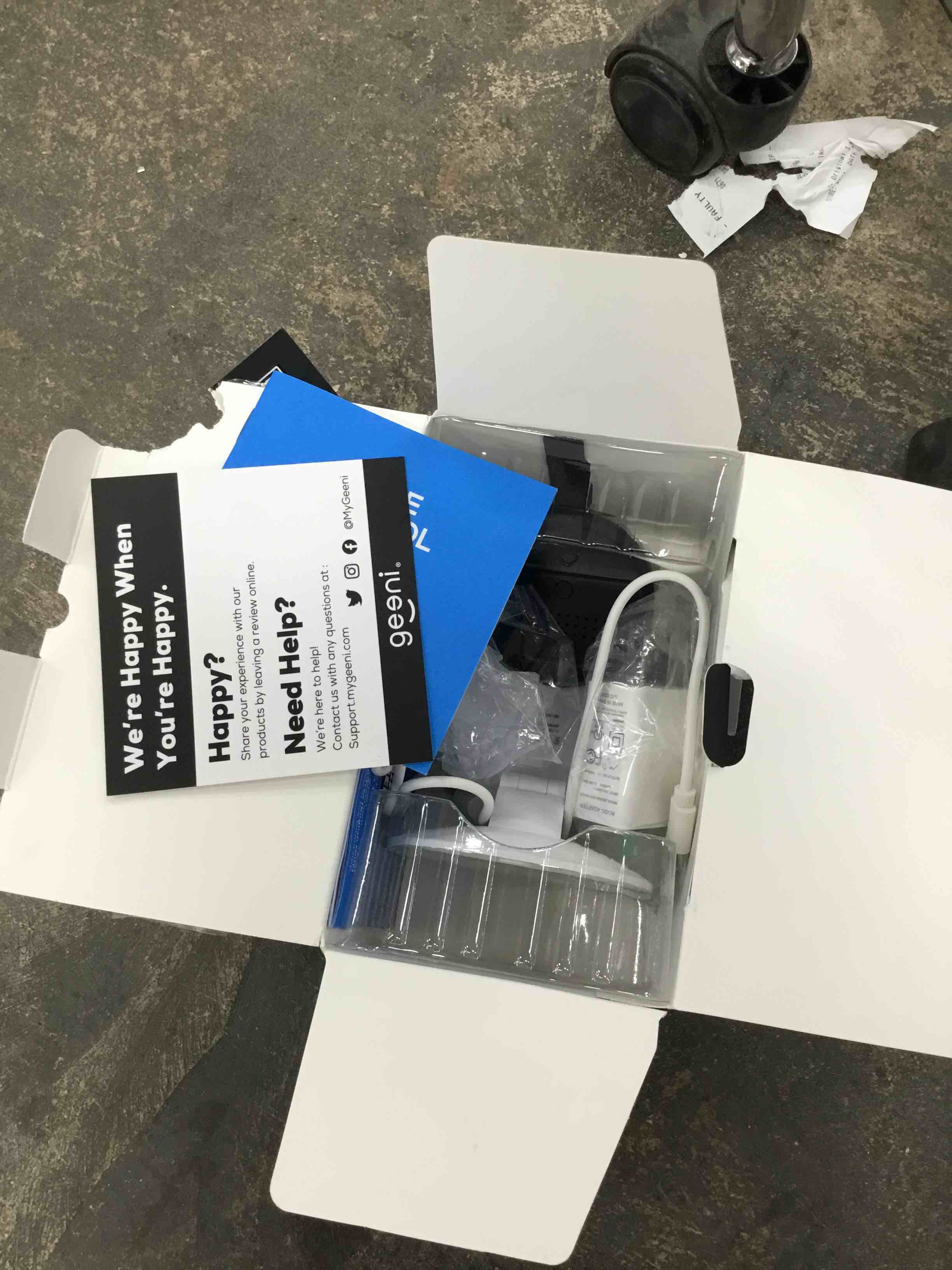 https://s3.amazonaws.com/lotting-images-prod/bidfta/RED5221298_1714858352275.jpeg