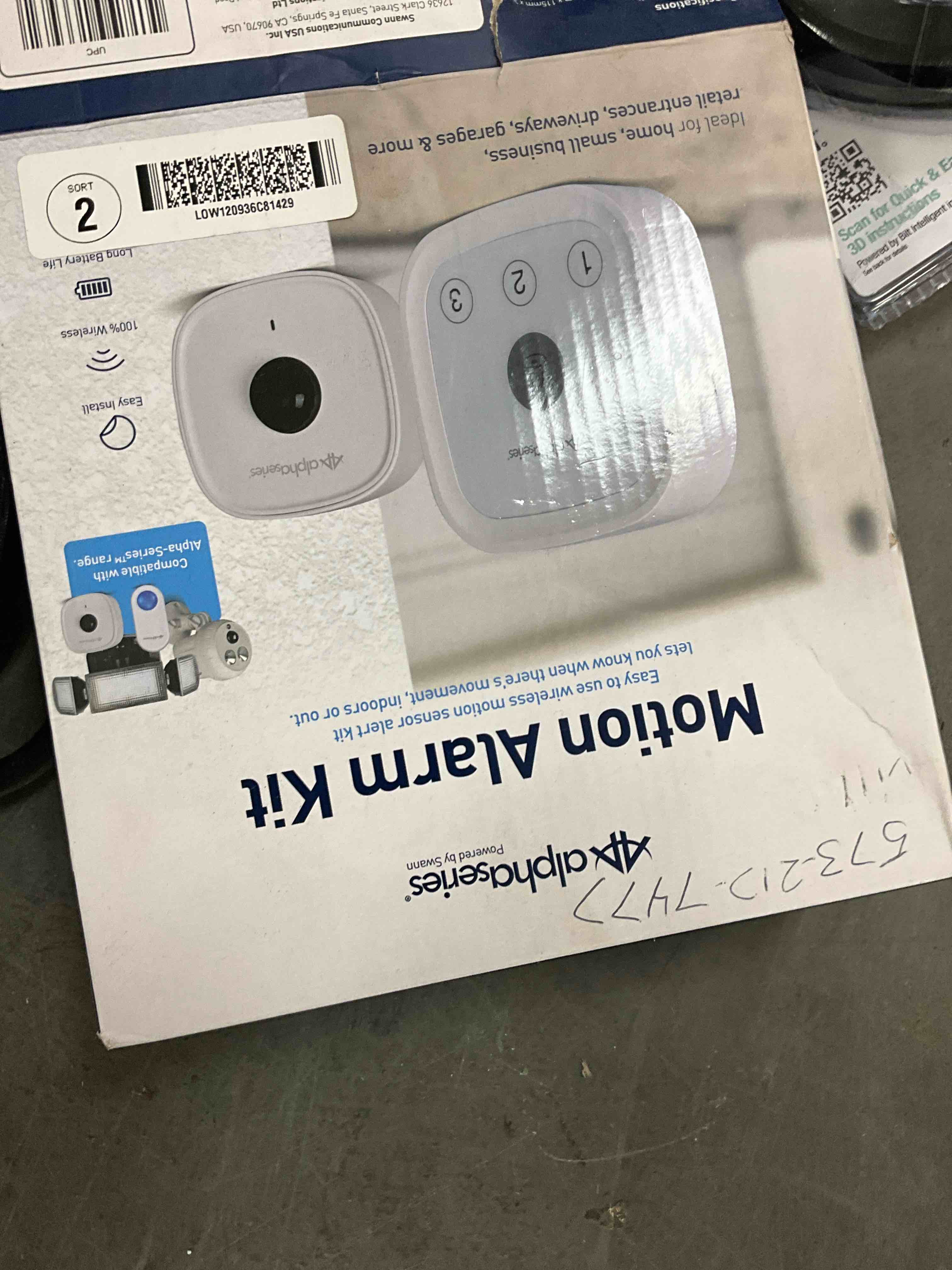 https://s3.amazonaws.com/lotting-images-prod/bidfta/RED5221722_1718824564884.jpeg
