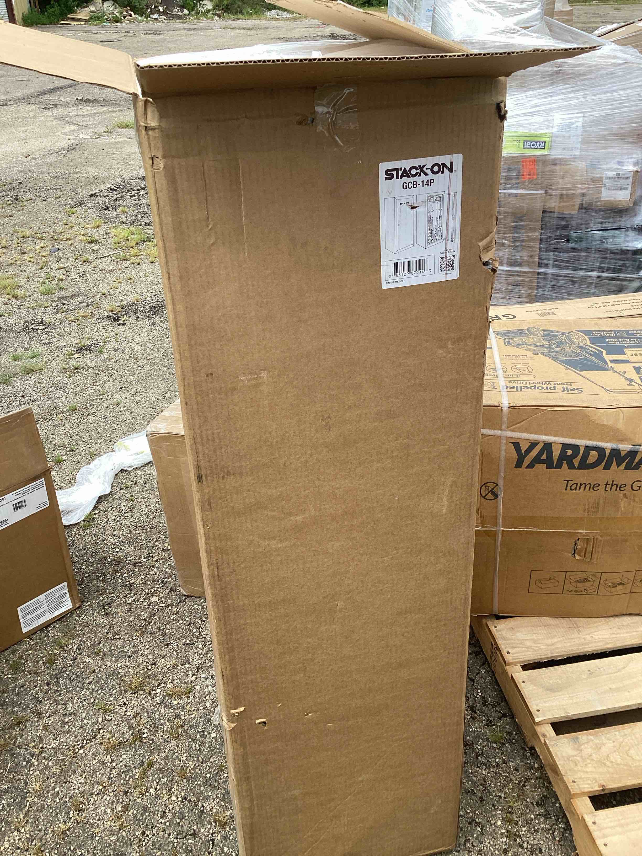 https://s3.amazonaws.com/lotting-images-prod/bidfta/RED5223092_1723053141774.jpeg