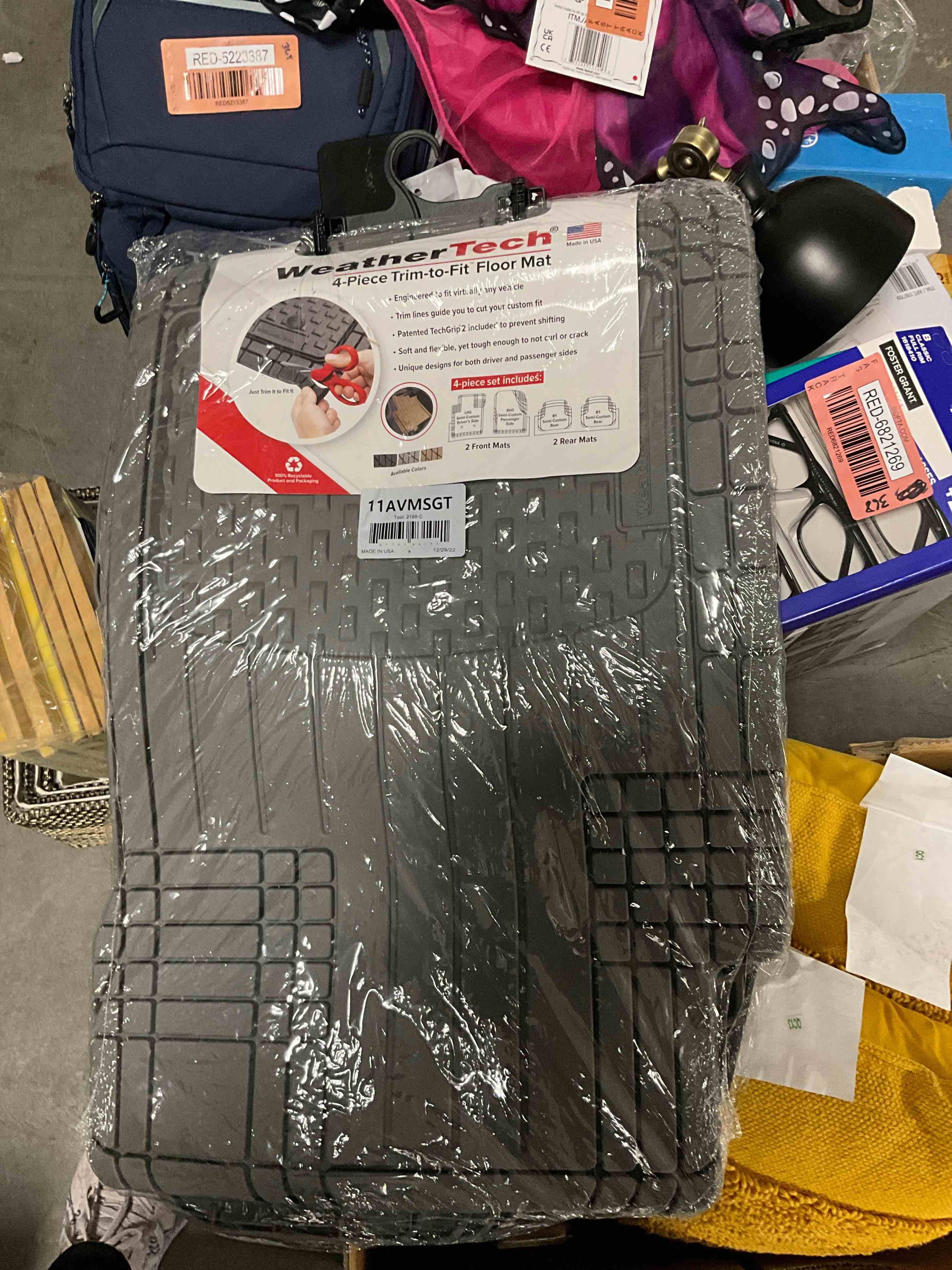 https://s3.amazonaws.com/lotting-images-prod/bidfta/RED5223420_1724426314339.jpeg