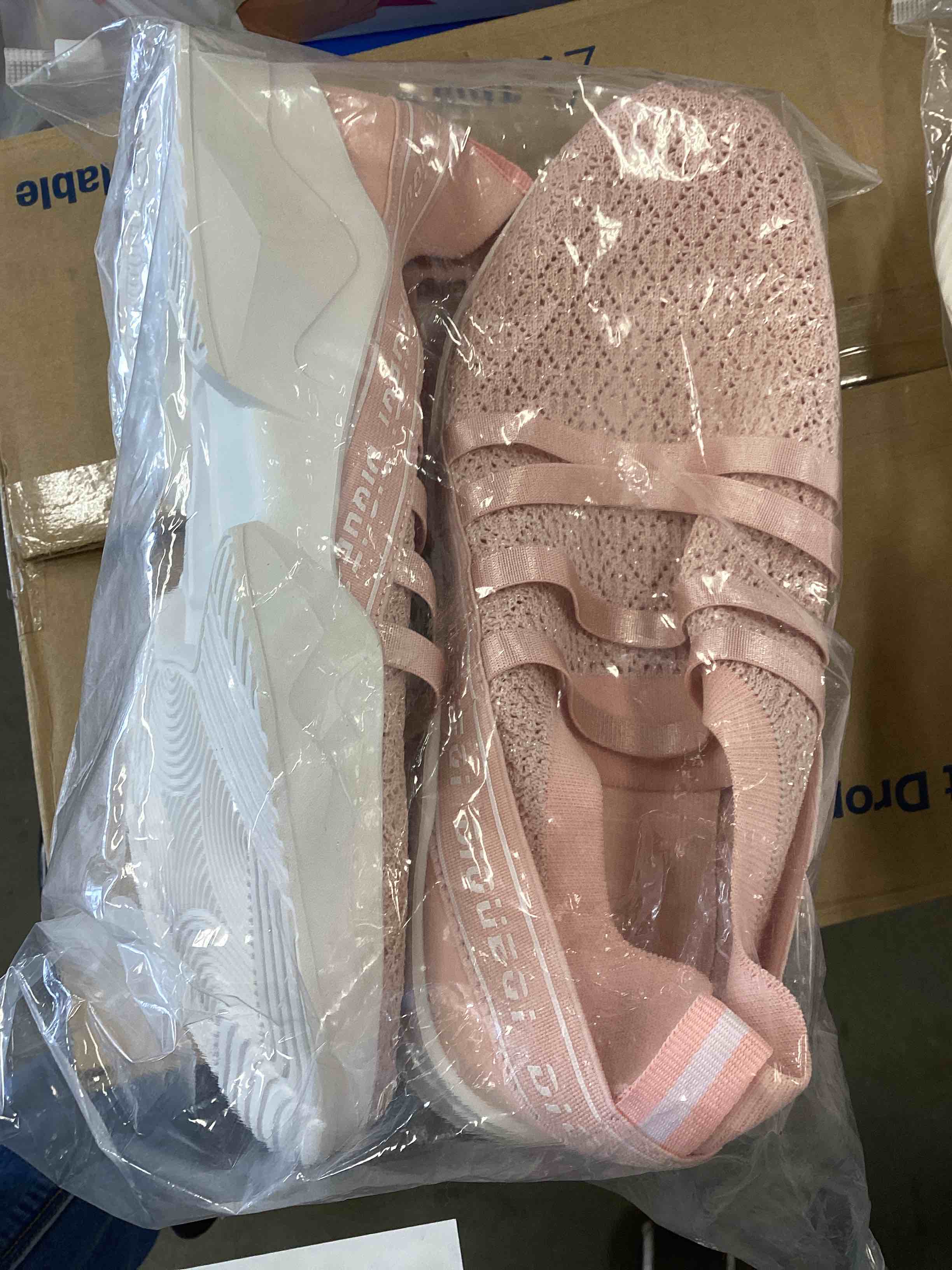 Sneakers pink Women’s Size 8 