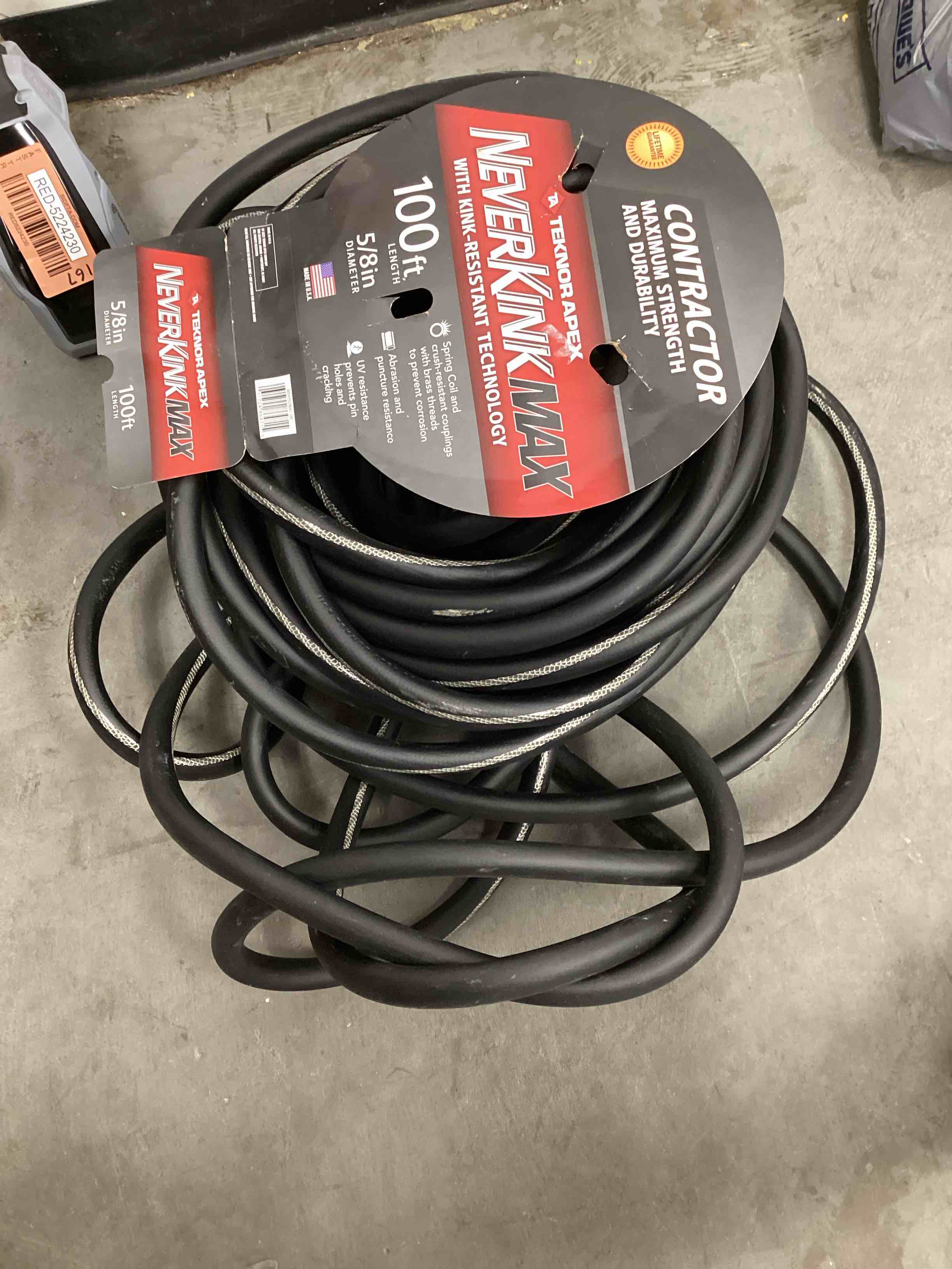 https://s3.amazonaws.com/lotting-images-prod/bidfta/RED5224231_1715802194284.jpeg