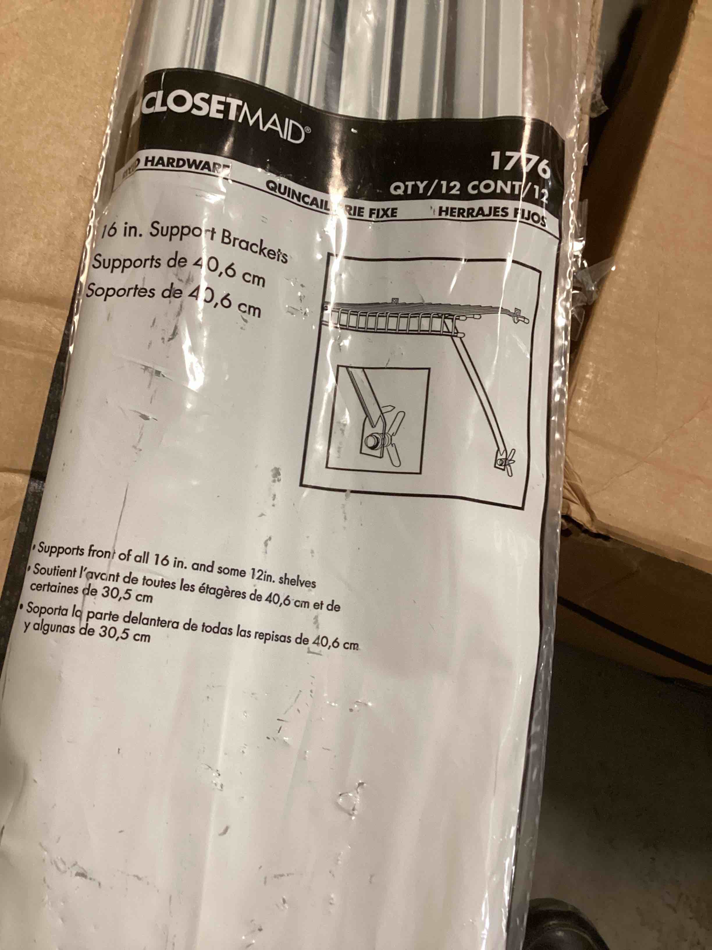 https://s3.amazonaws.com/lotting-images-prod/bidfta/RED5227814_1700591903551.jpeg