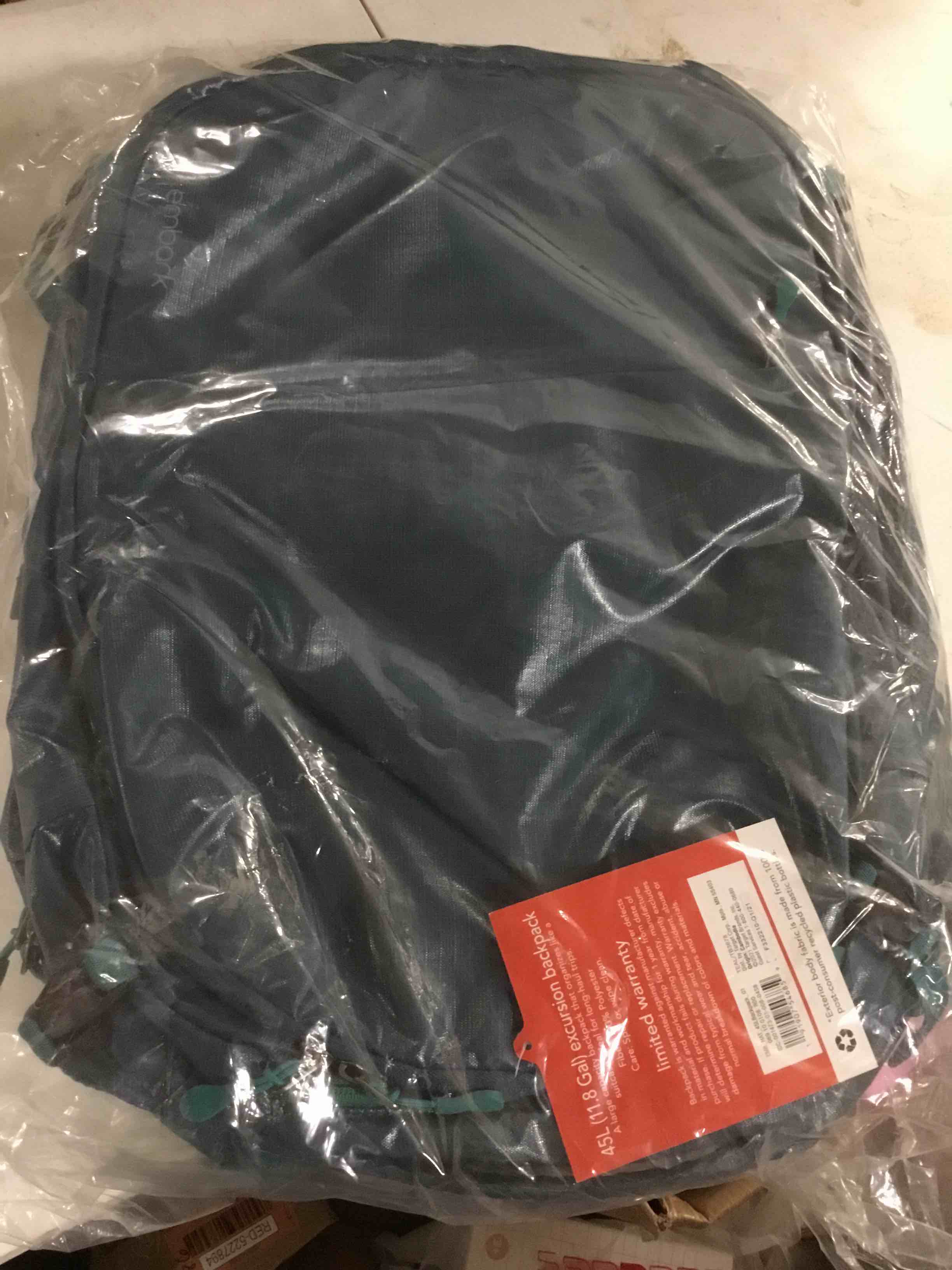 https://s3.amazonaws.com/lotting-images-prod/bidfta/RED5227896_1701985718051.jpeg