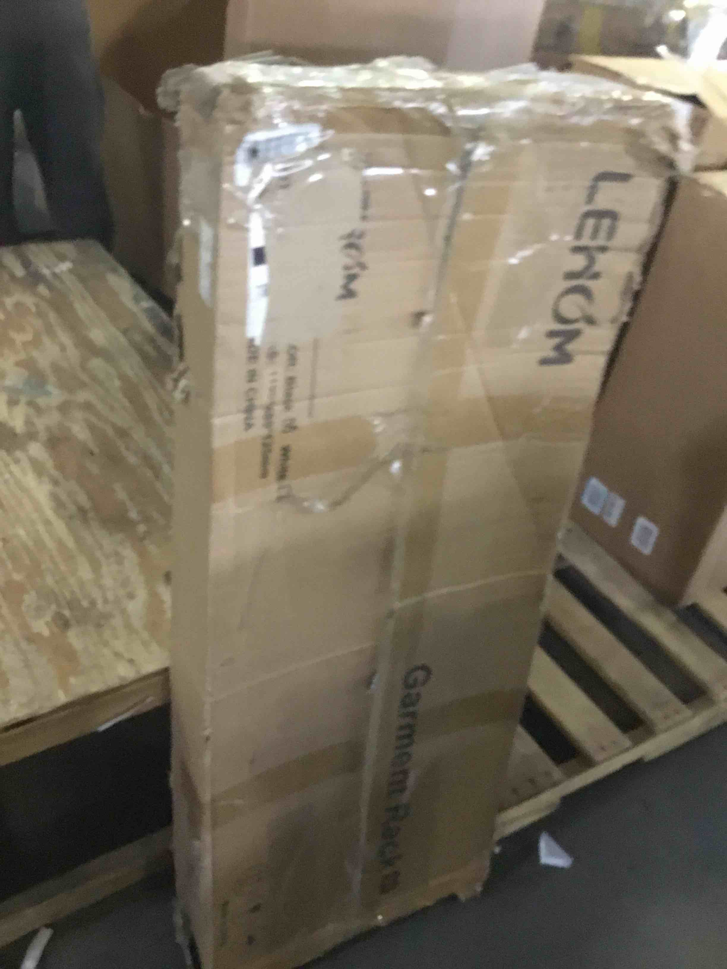 https://s3.amazonaws.com/lotting-images-prod/bidfta/RED5227957_1693928029485.jpeg