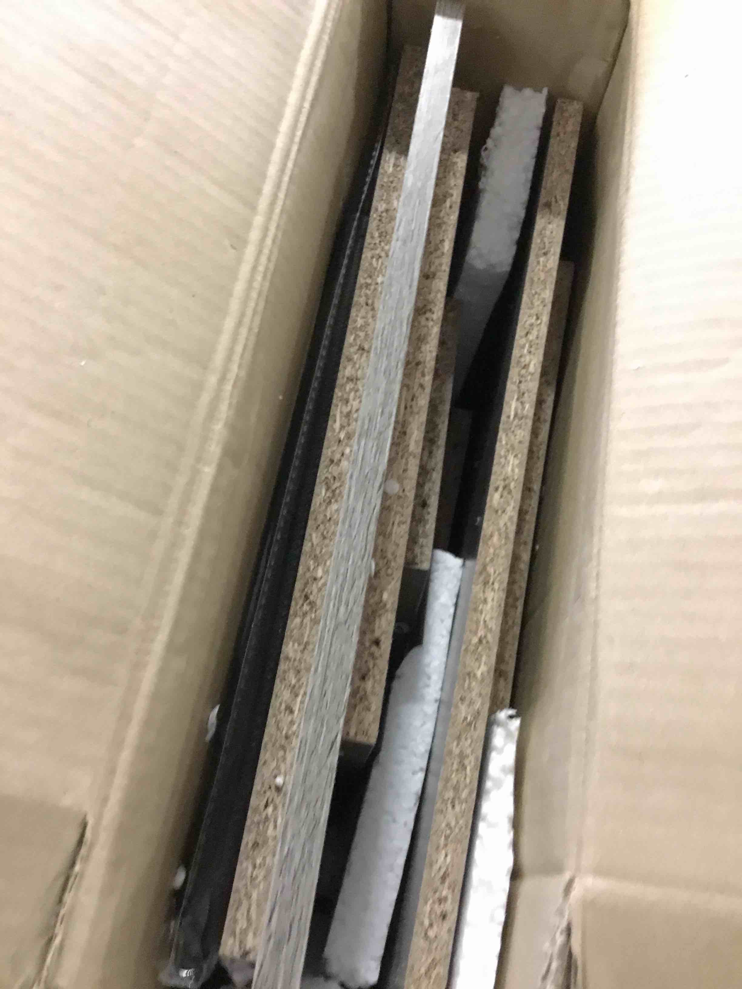https://s3.amazonaws.com/lotting-images-prod/bidfta/RED5228065_1694003323227.jpeg