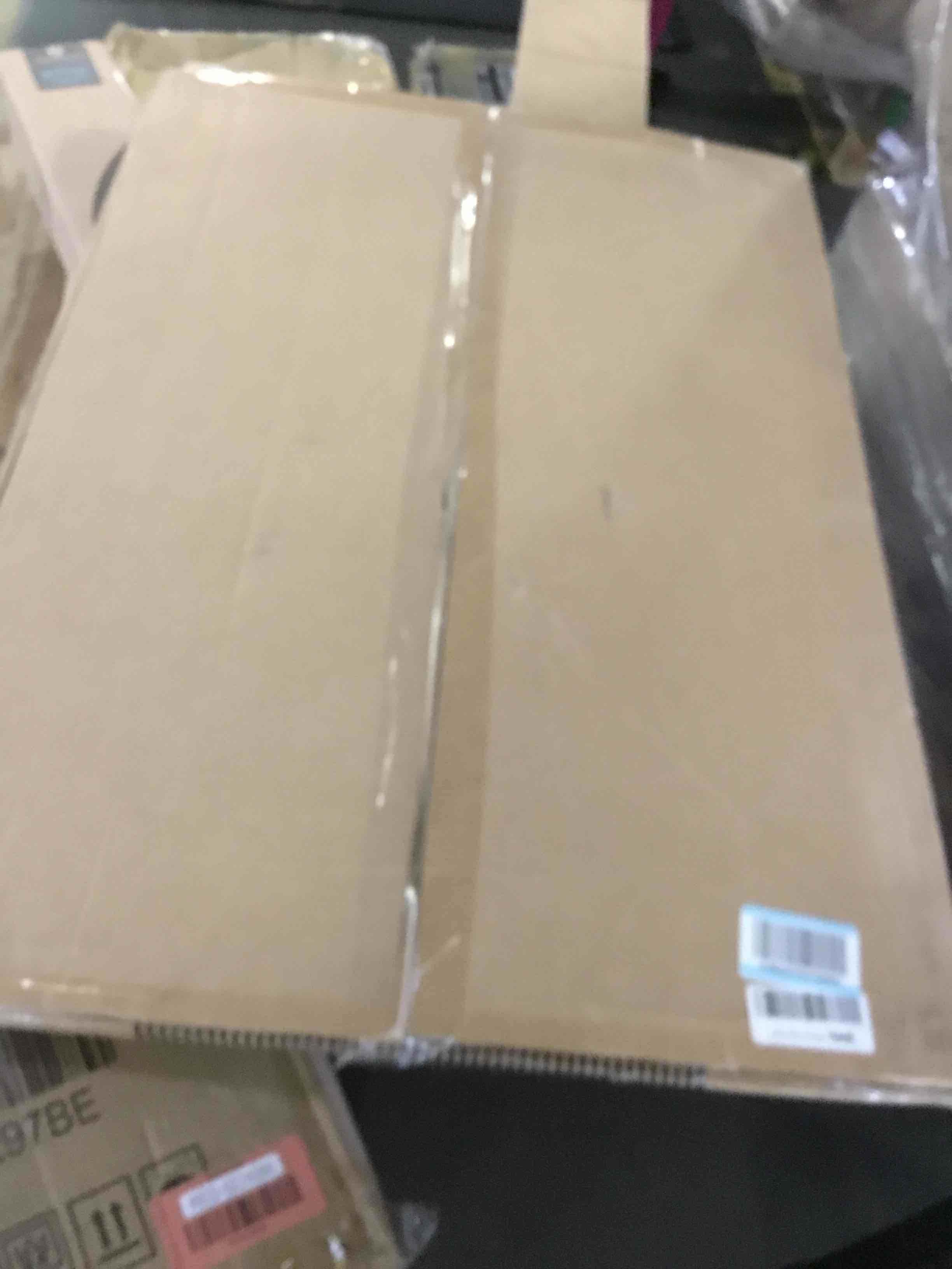 https://s3.amazonaws.com/lotting-images-prod/bidfta/RED5228087_1694006723434.jpeg