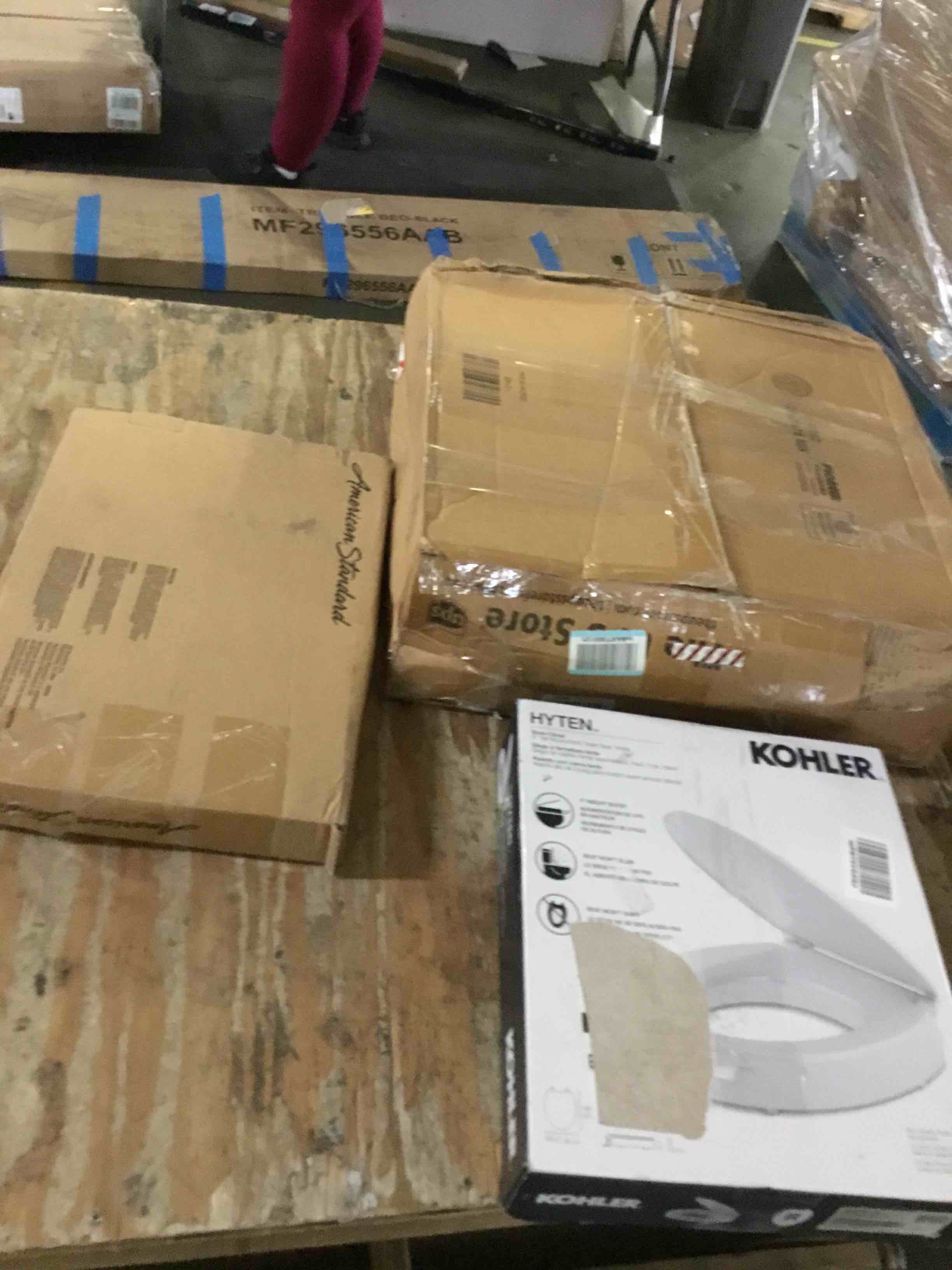 assorted toilet seat 