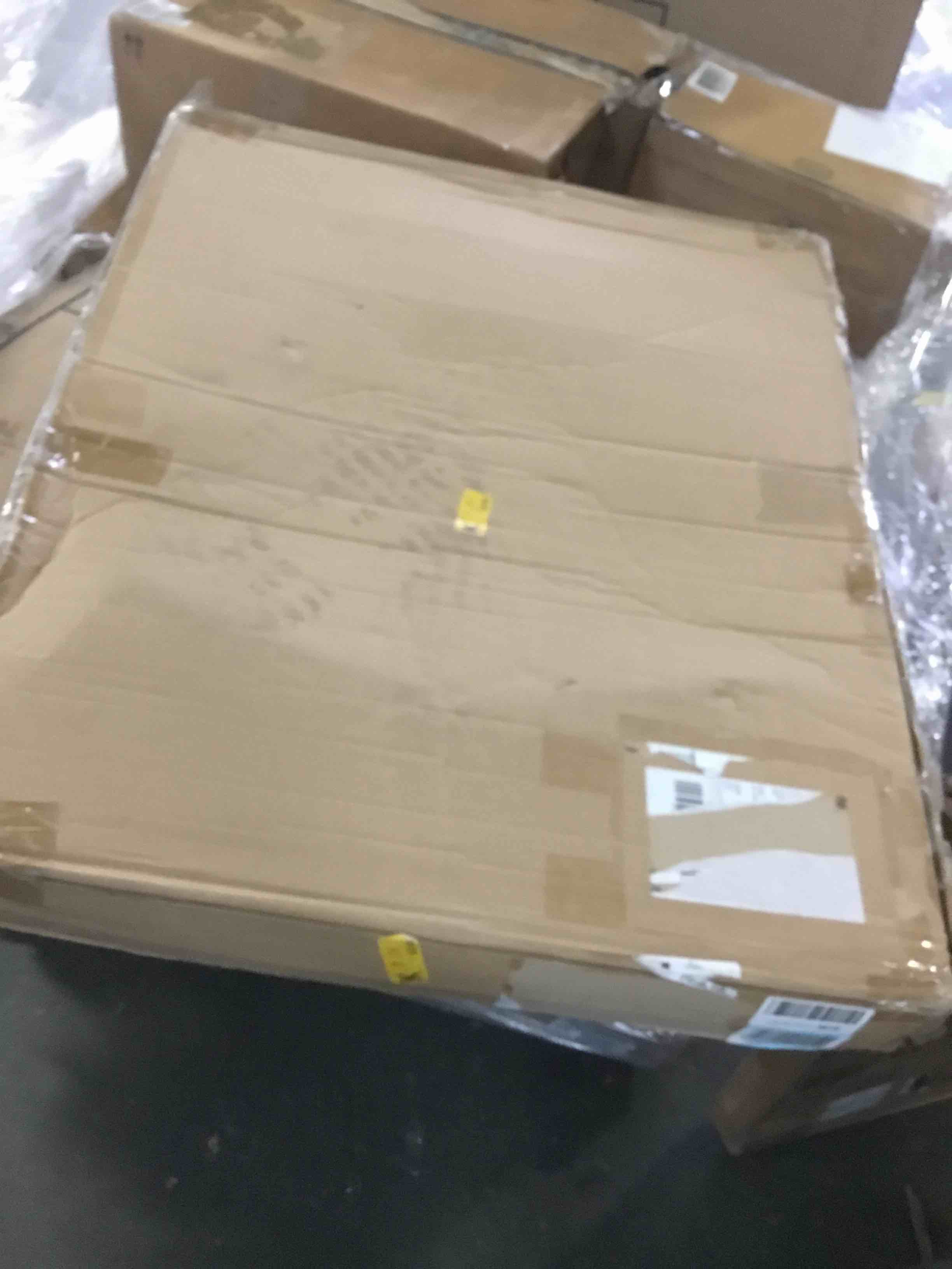 https://s3.amazonaws.com/lotting-images-prod/bidfta/RED5228632_1694359523176.jpeg