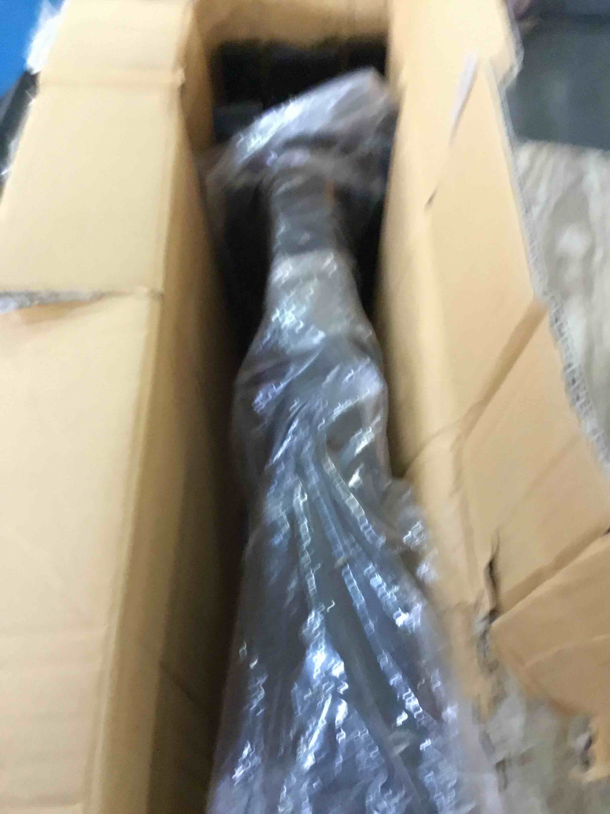 https://s3.amazonaws.com/lotting-images-prod/bidfta/RED5228694_1694435857321.jpeg
