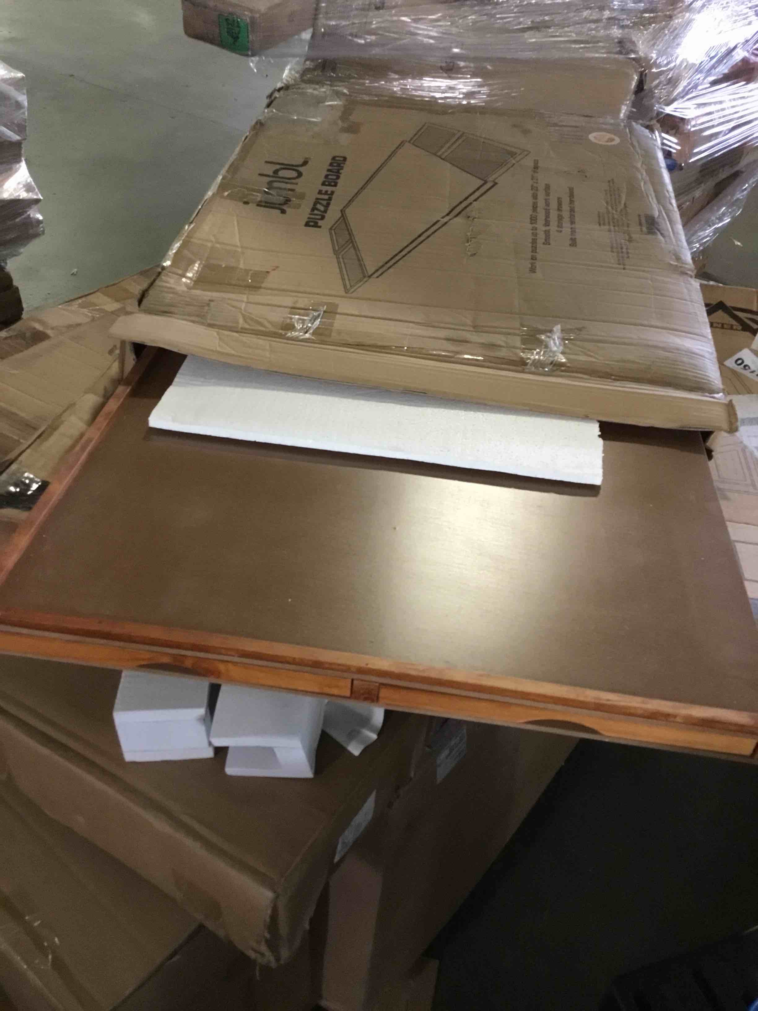 https://s3.amazonaws.com/lotting-images-prod/bidfta/RED5228715_1694439501275.jpeg