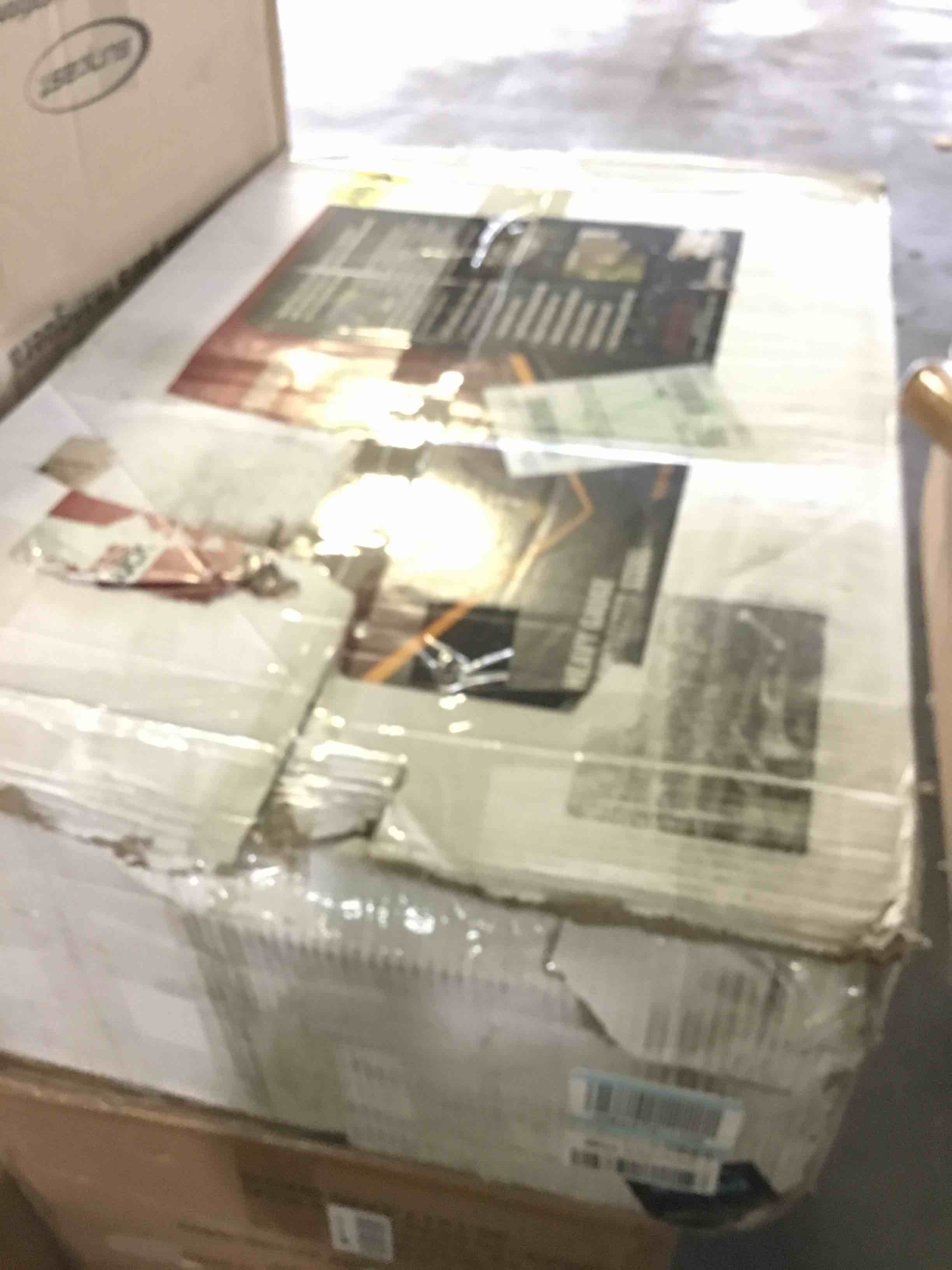 https://s3.amazonaws.com/lotting-images-prod/bidfta/RED5228825_1694458164587.jpeg