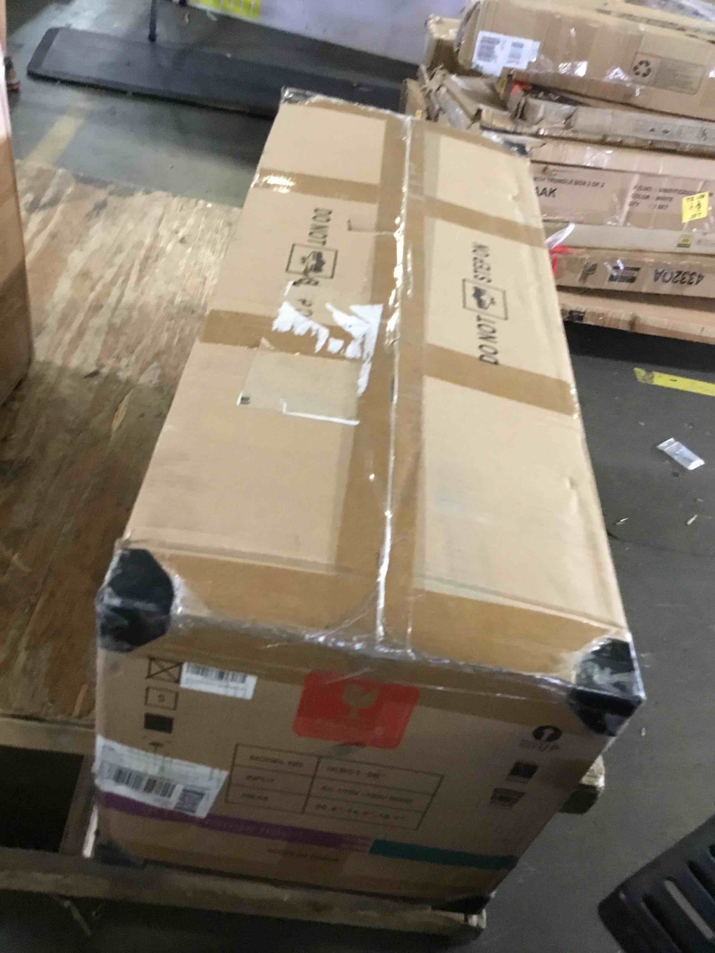https://s3.amazonaws.com/lotting-images-prod/bidfta/RED5228830_1694460018731.jpeg