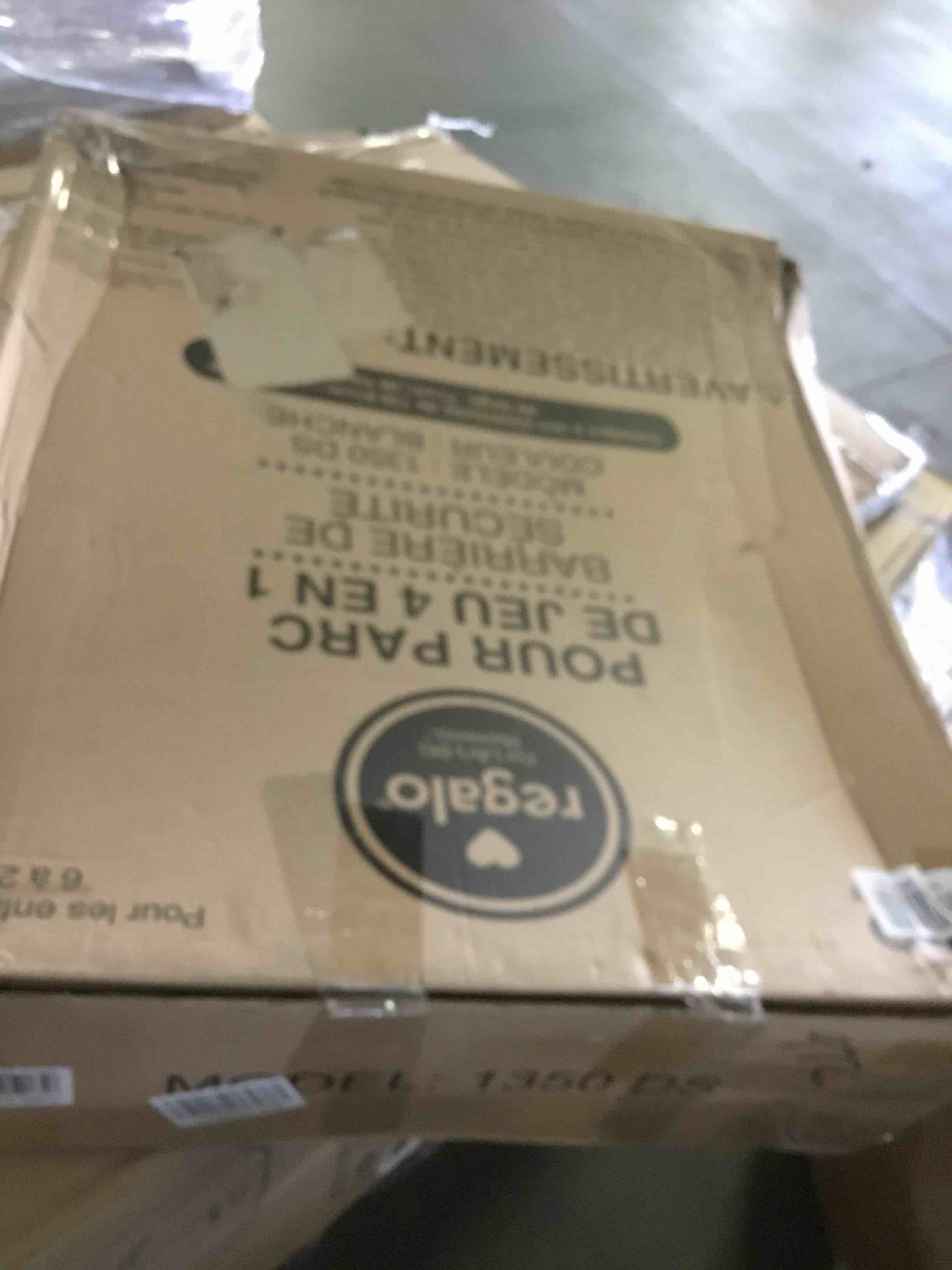 https://s3.amazonaws.com/lotting-images-prod/bidfta/RED5228847_1694462729794.jpeg