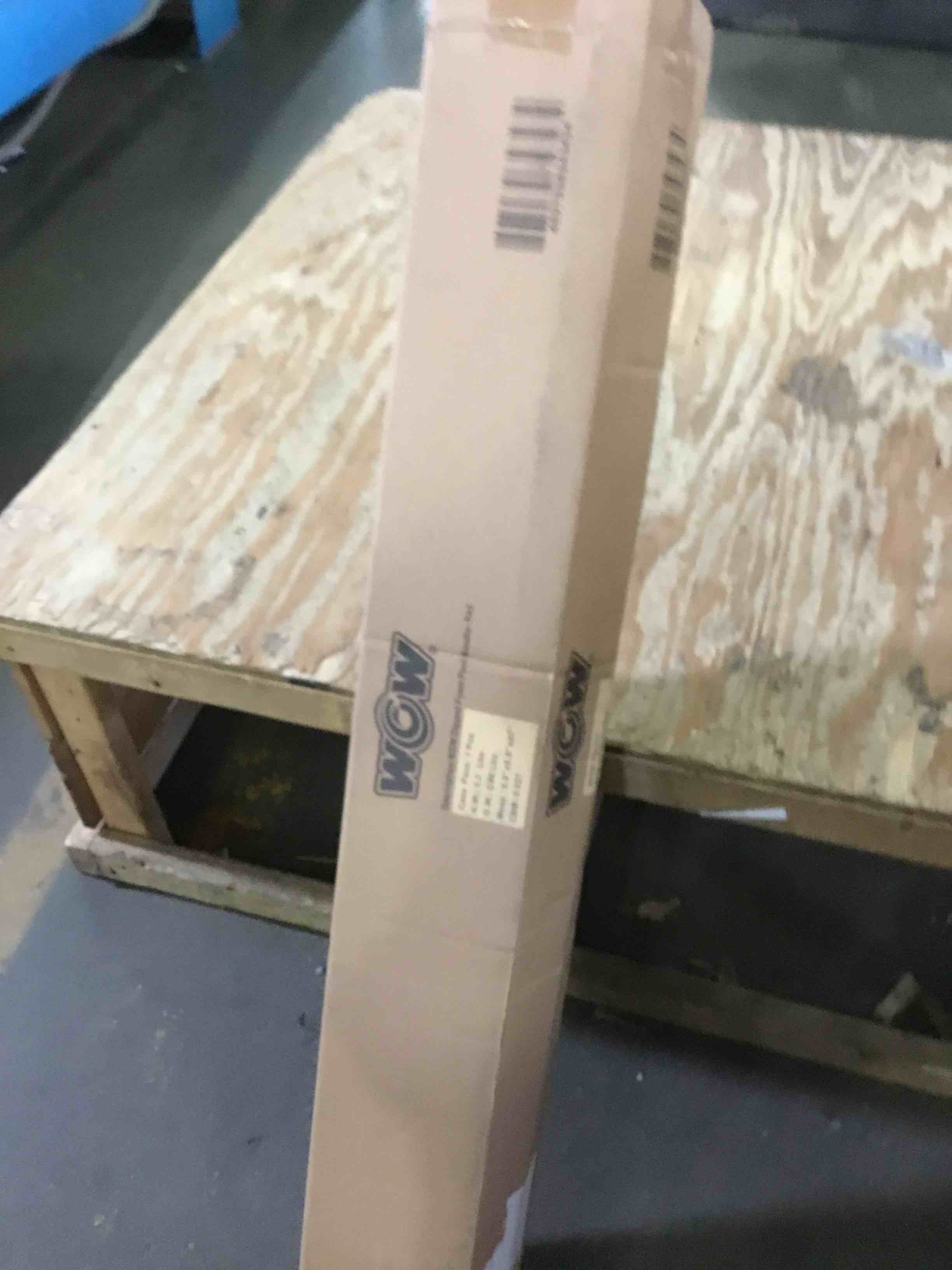 https://s3.amazonaws.com/lotting-images-prod/bidfta/RED5229218_1694634554418.jpeg