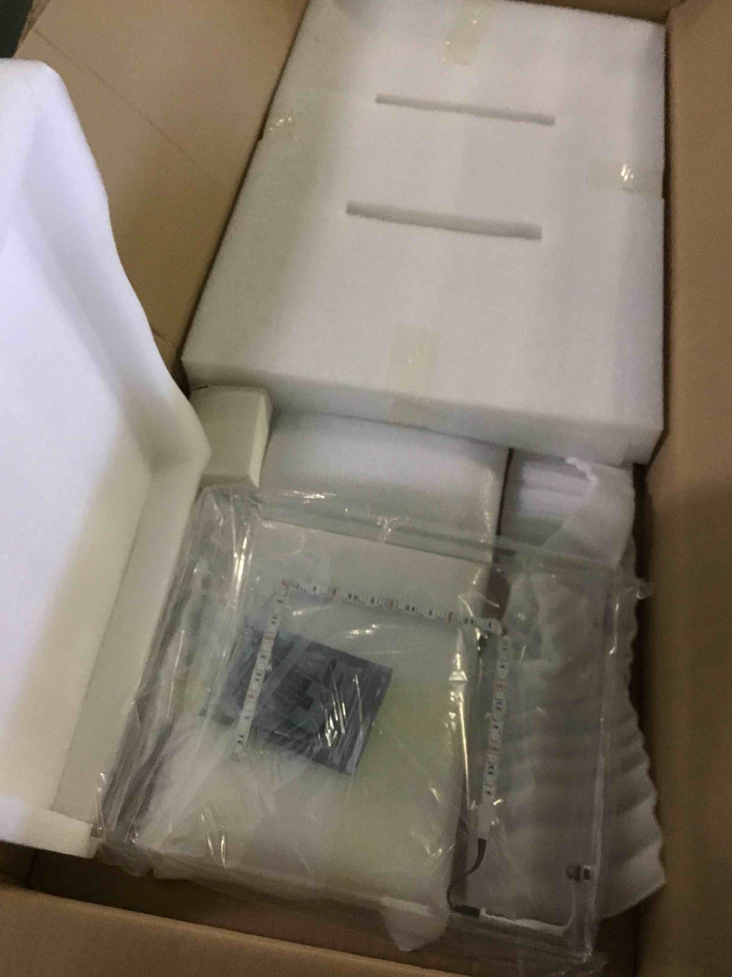 https://s3.amazonaws.com/lotting-images-prod/bidfta/RED5229309_1694701797563.jpeg